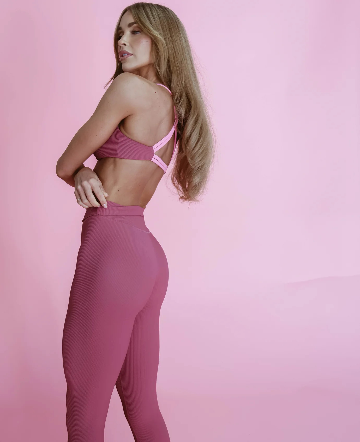 Ribbed Ruched Cross Back Bra - Rosy Mauve | Cara Loren Active