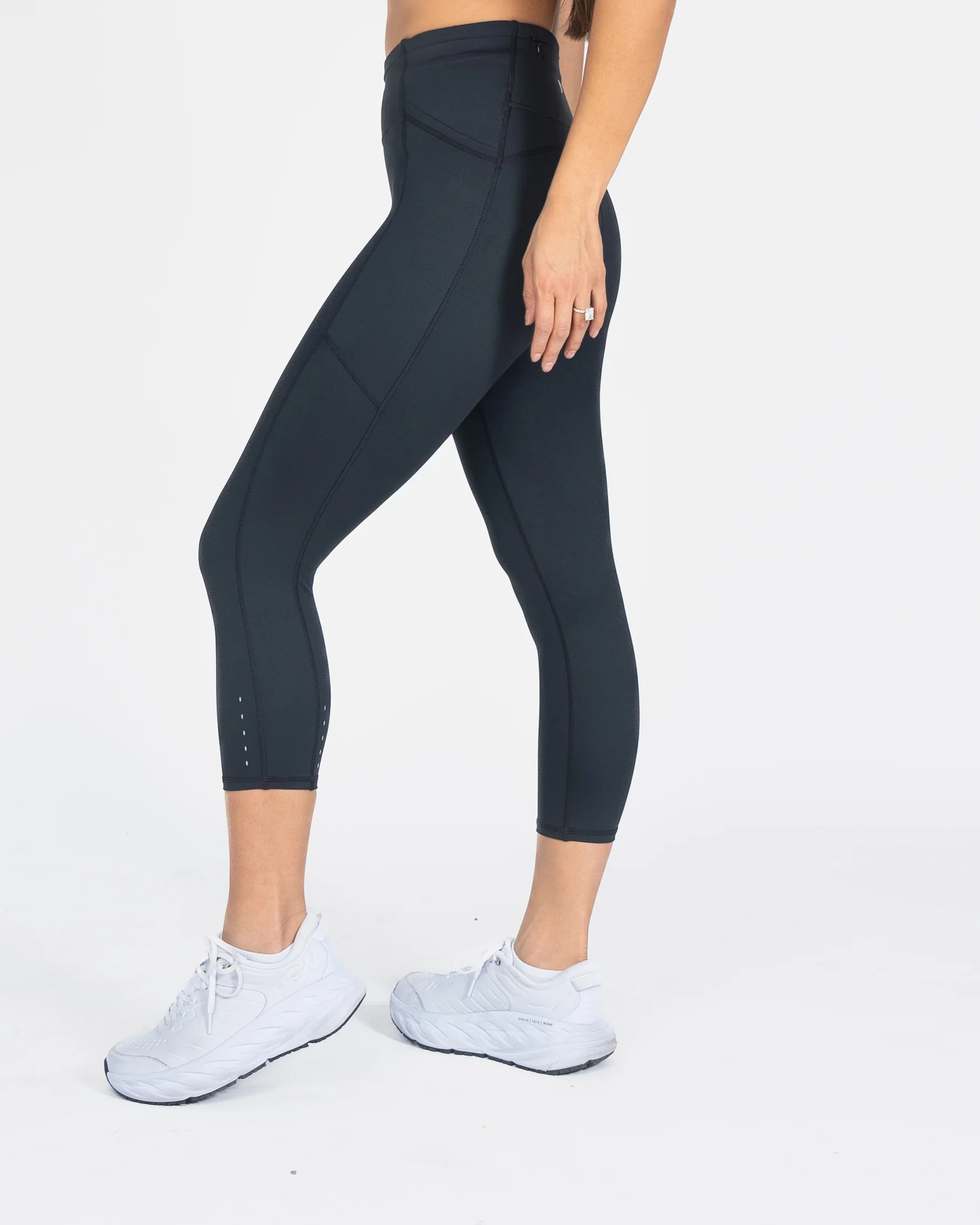 Lux Ultra Capris - Black | Senita Athletics