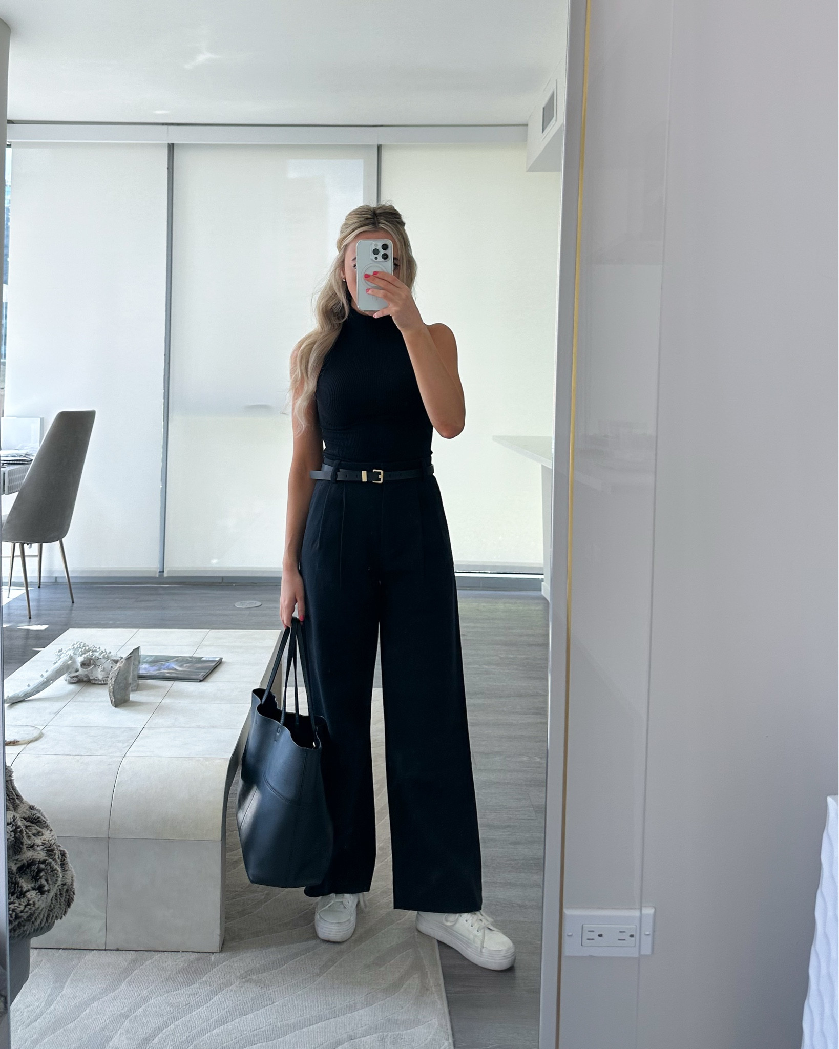 Workwear: Office Outift Trousers and Sneakers 
* rounded up similar options at every price point 


ootd style fashion, office outfit, workwear, sleeveless turtleneck, black trousers, white sneakers, work tote bag, black travel bag 


#LTKShoeCrush #LTKItBag #LTKWorkwear