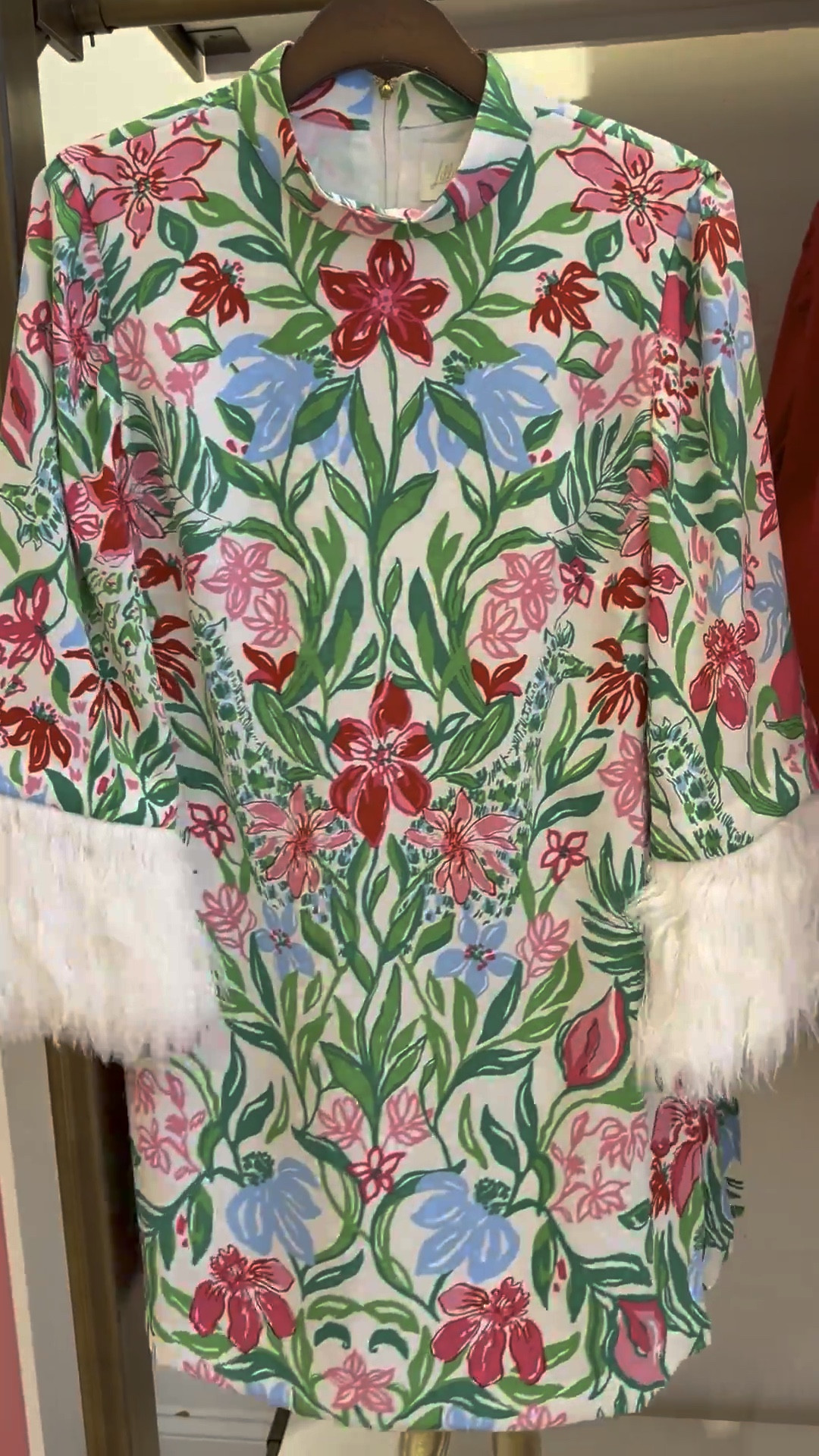 This Skirted Shift Romper is a show stopper! Just look at that faux feather trim… Perfect for your next party!

#LTKHoliday #LTKmomlife #LTKOver40