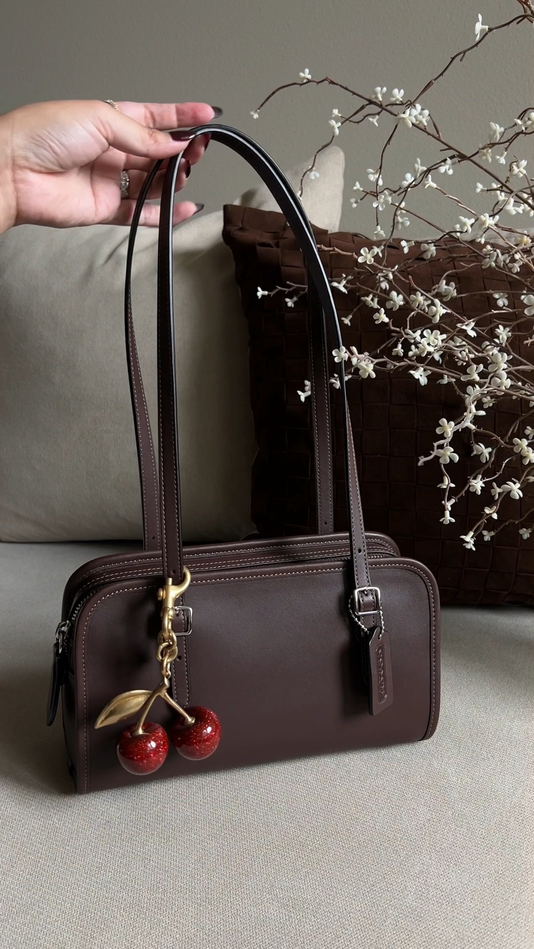Coach Swing Zip Maple