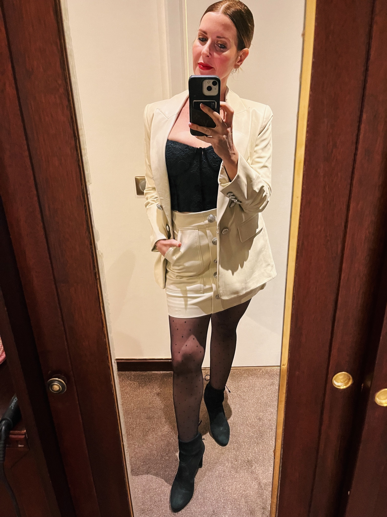 PARIS NIGHT 3 OUTFIT🍸🍴

#LTKfit #LTKeurope #LTKSeasonal