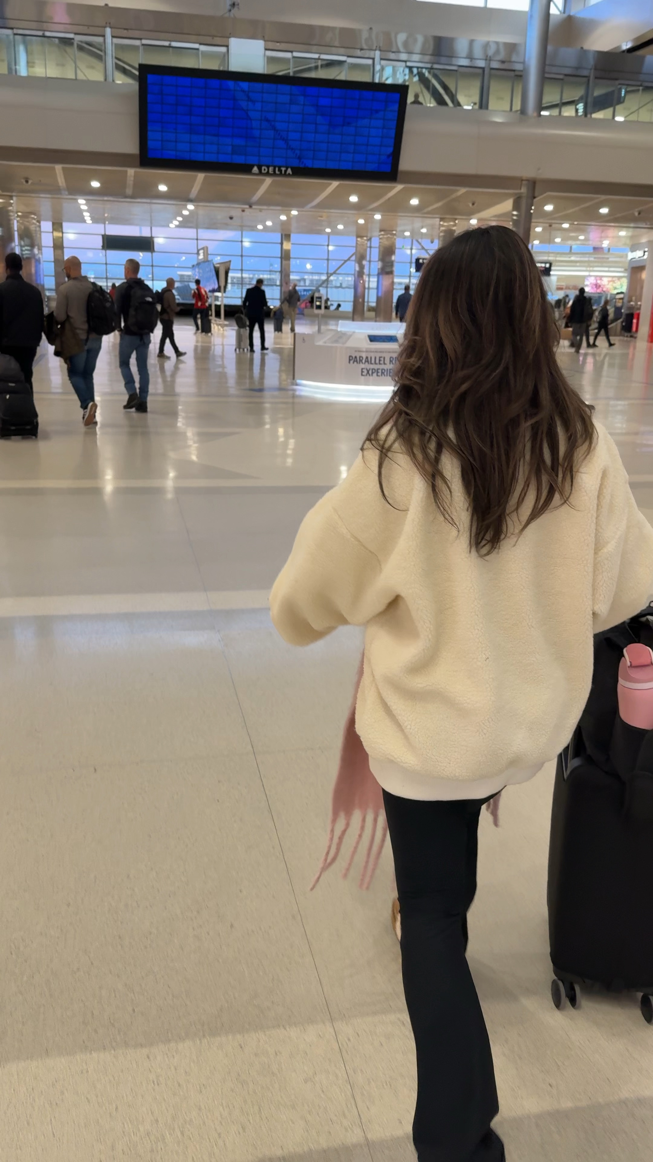 Airport luggage and traveloutfit!

#LTKTravel