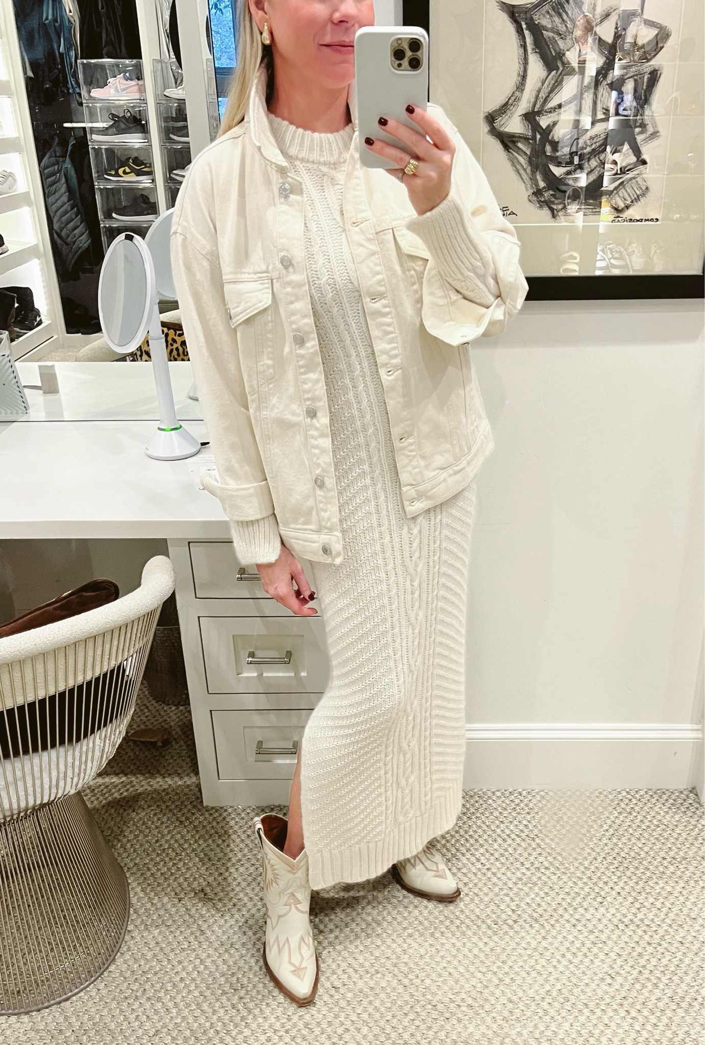 More winter white 🤍 casual cozy version

#LTKstyletip #LTKSeasonal