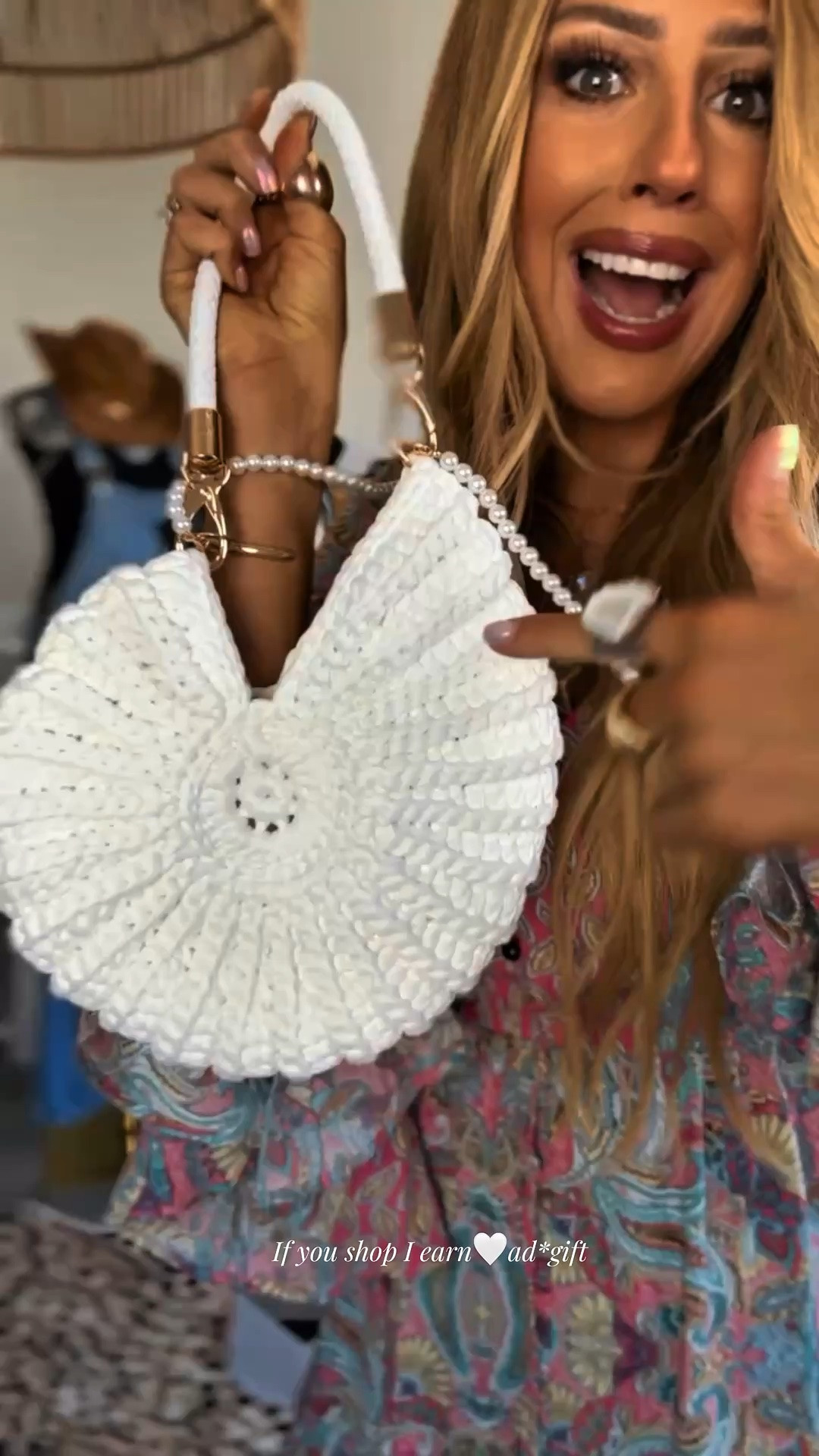 Handmade shell bag

#LTKU