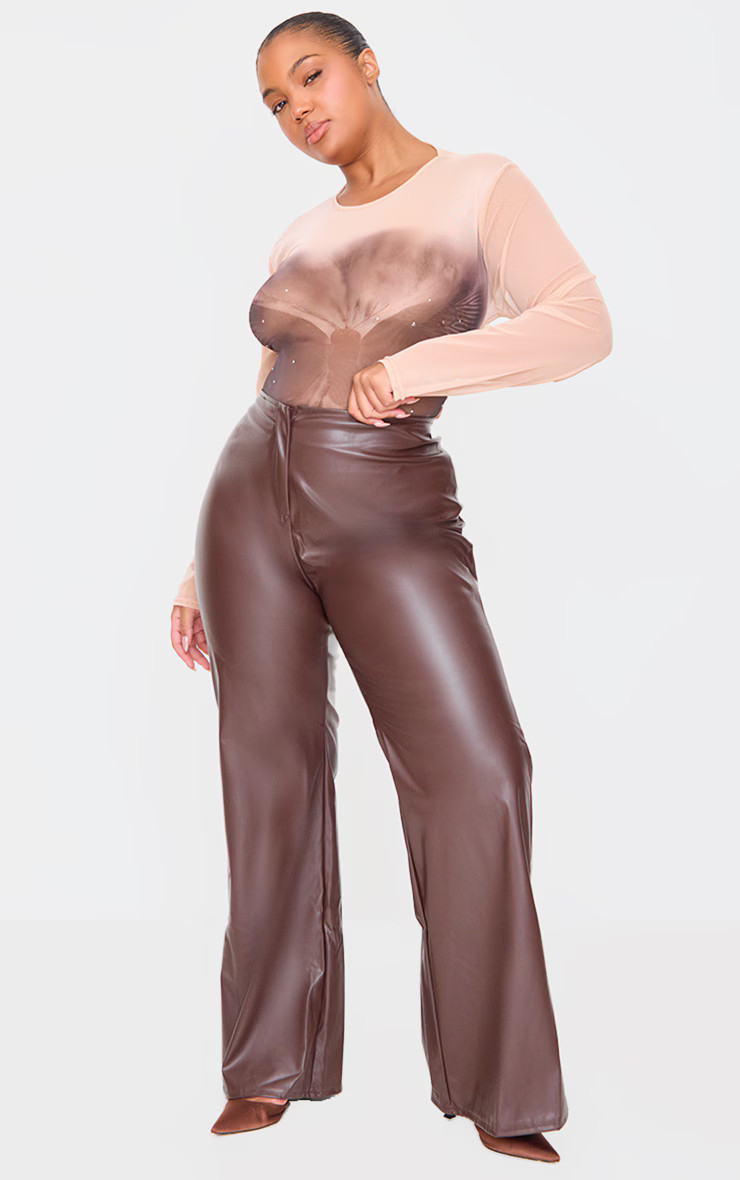 Plus Brown Faux Leather Straight Leg Pants | Plus Size | PrettyLittleThing US