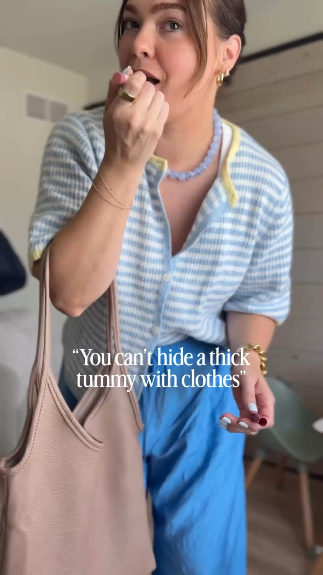 Actually I can 😆 & I do 🤷‍♀️  

all true to size 

If you’ve been here awhile you know I’m all about hiding a soft/thick tummy with outfits to help feel more confident and put together! This one’s a little out of the box and colorful but I love it, what do you think ?! 

#softtummyapproved #thicktummyapproved #midsizemomstyle #lacesatinpants #casualmomstyle
