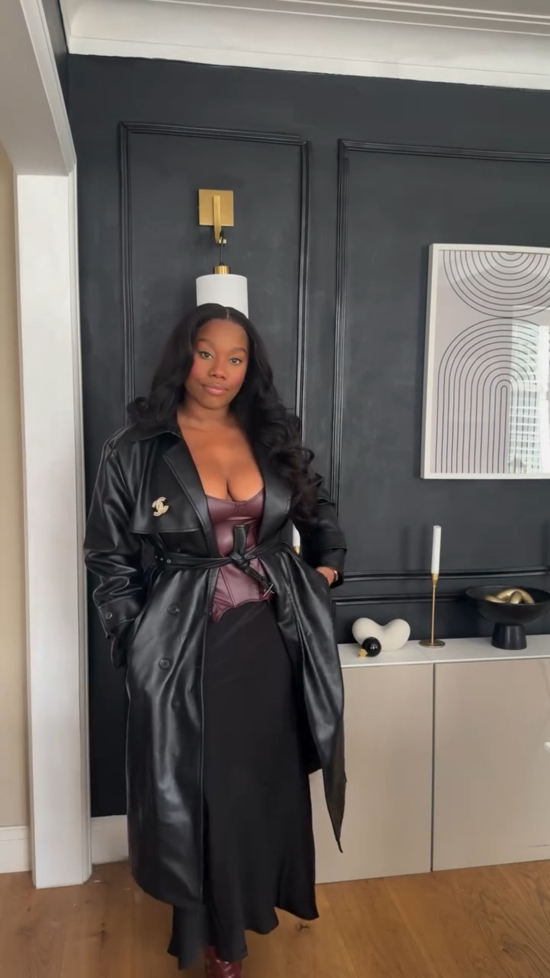 Put my superhero cape on and went to the @disneystudiosuk #TronAres premiere this week 😌🖤✨ #ɢᴇᴛʀᴇᴀᴅʏᴡɪᴛʜᴍᴇ