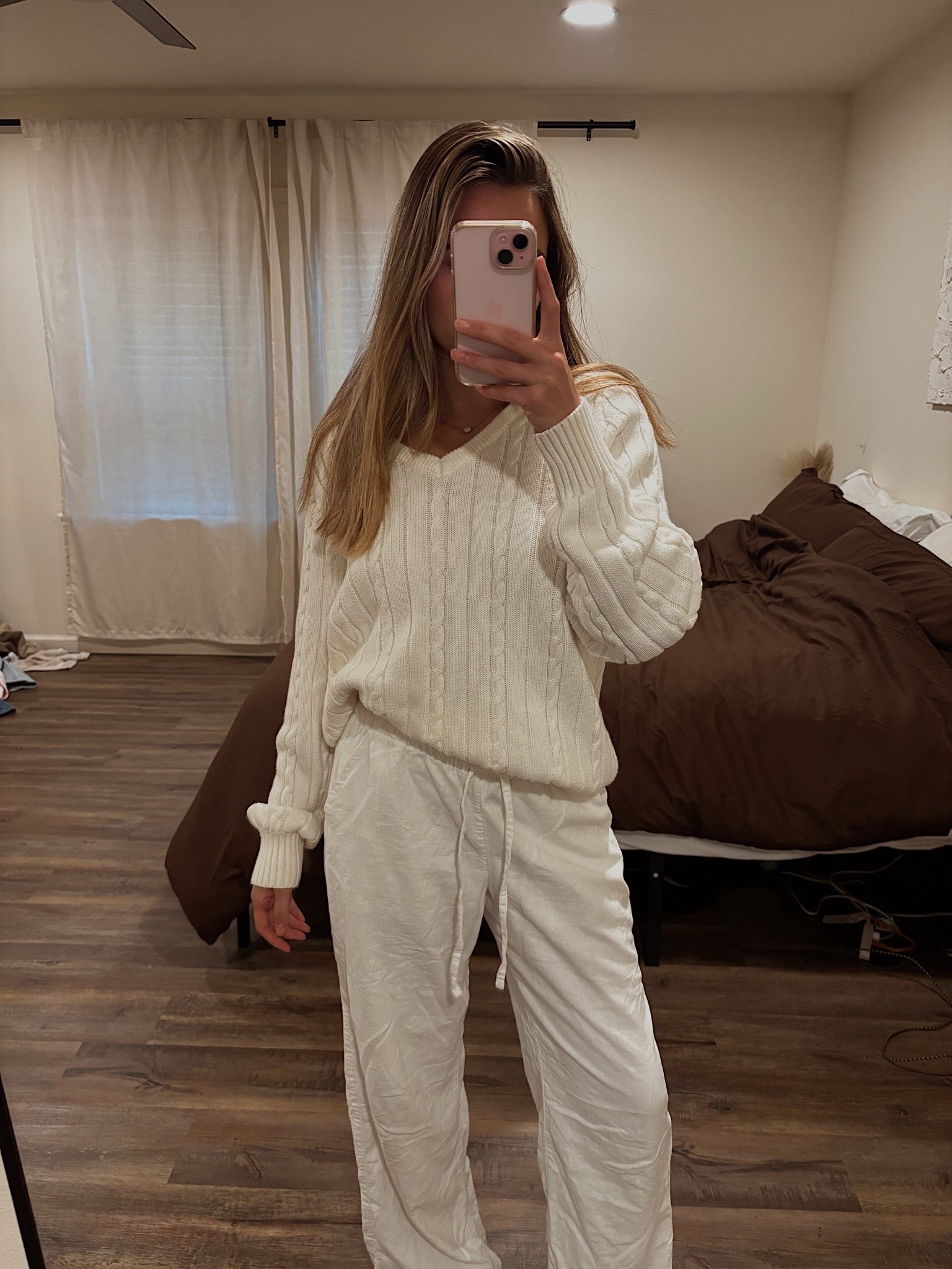 coastal fall but make it comfy ☁️ this outfit feels like a sweatsuit but looks so much more put together — giving major “morning coffee by the beach” energy 🐚 the sweater’s from Brandy Melville (so soft + timeless) and the linen pants are Hollister, perfect for that easy, relaxed vibe 

#LTKPetite #LTKU #LTKSaleAlert
