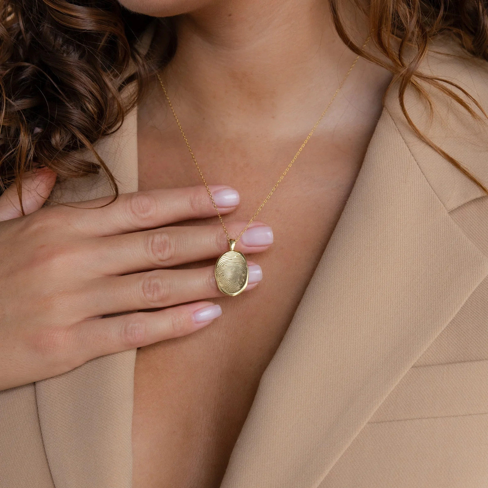 Custom Fingerprint Necklace | Caitlyn Minimalist