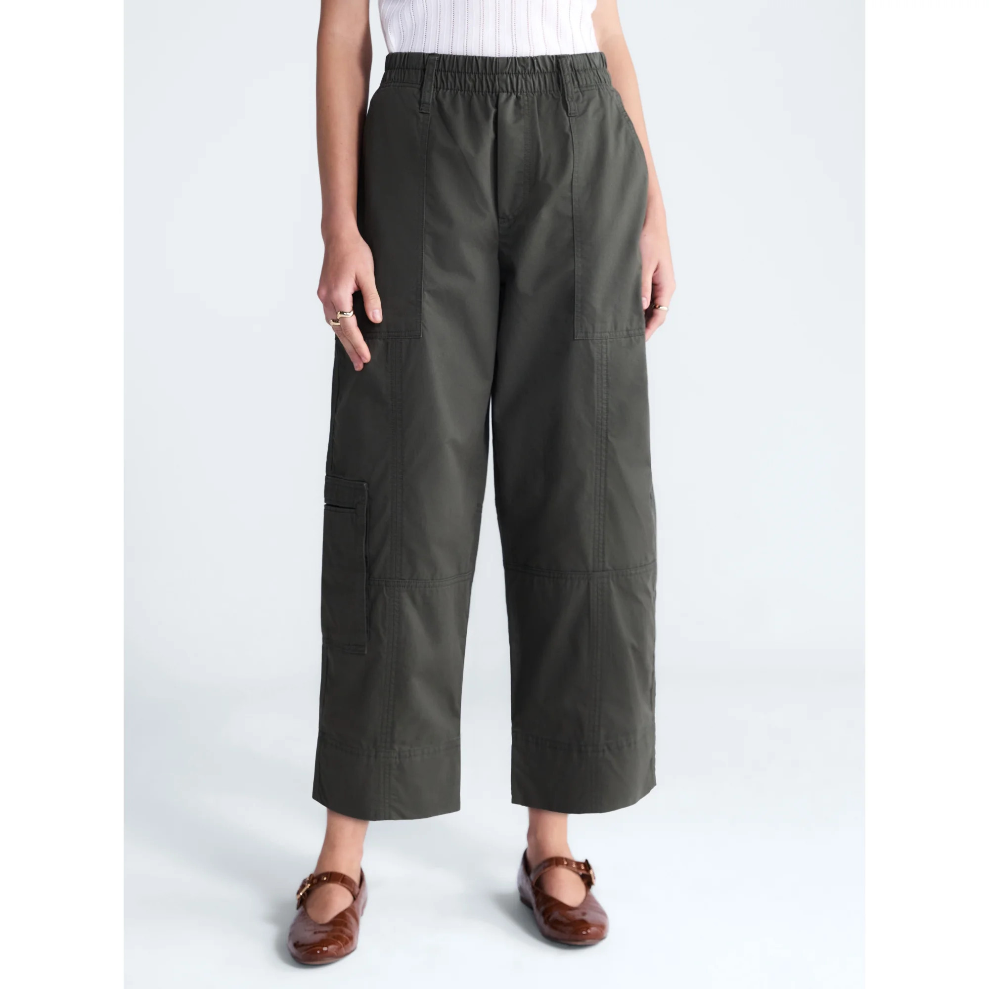 Free Assembly Women's and Women's Plus High Rise Cropped Cargo Barrel Pants, 26.5" Inseam, Sizes XS-4X | Walmart (US)