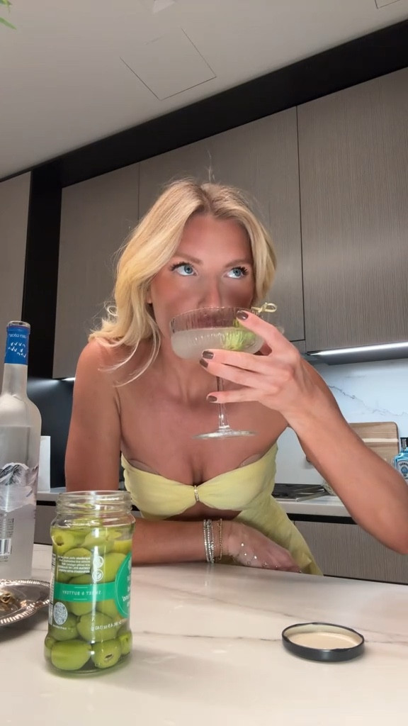 Wow that’s good

#LTKStyleTip #LTKVideo #LTKParties