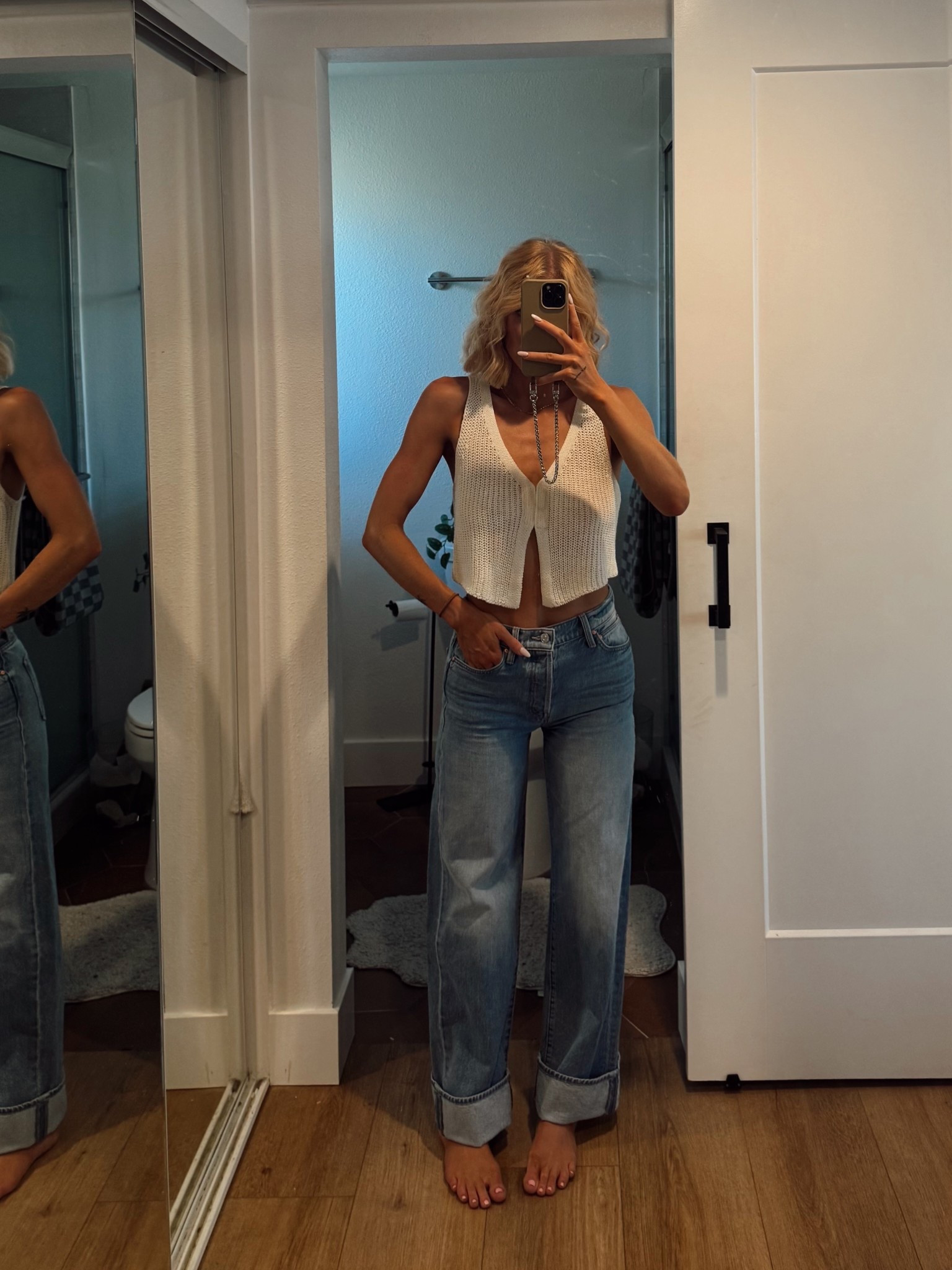 12th Tribe: ANITA10 to save $$

MOTHER DENIM: wearing size 24