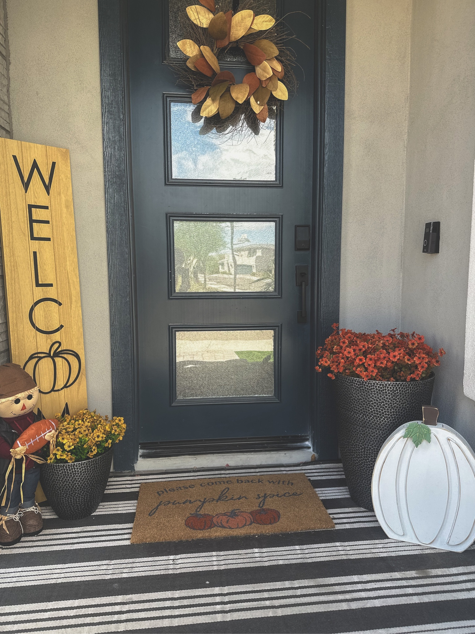 Fall Front Porch Decor

#LTKhome #LTKSeasonal #LTKfindsunder50