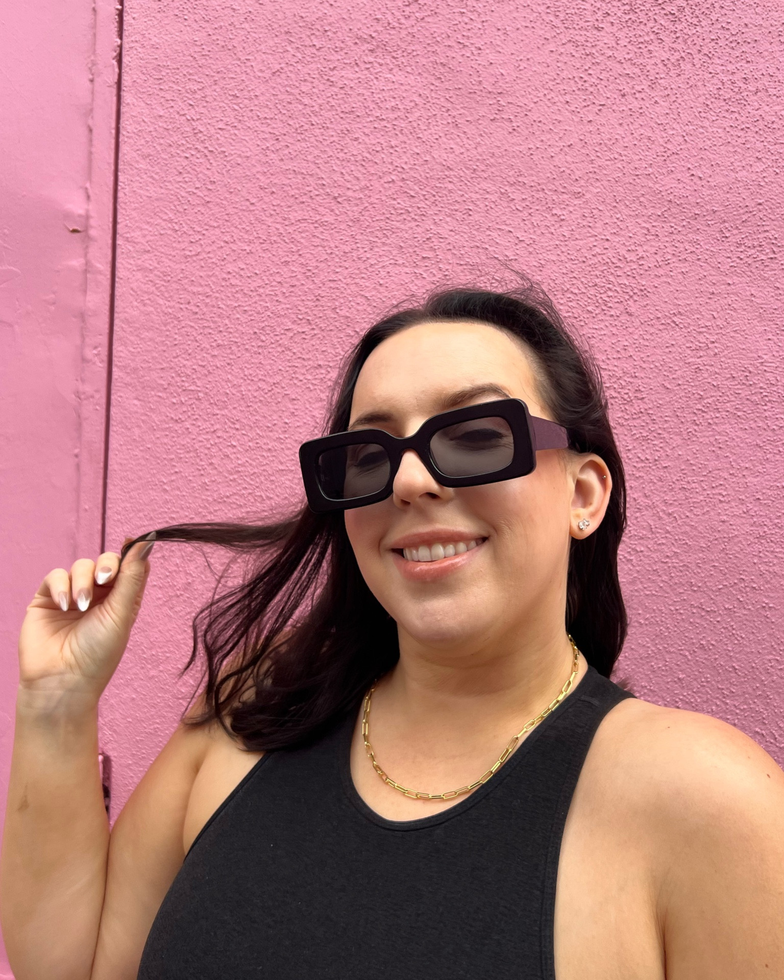 Travel accessories / rectangle sunglasses / paper chip chain necklace 

#LTKGiftGuide #LTKStyleTip #LTKTravel