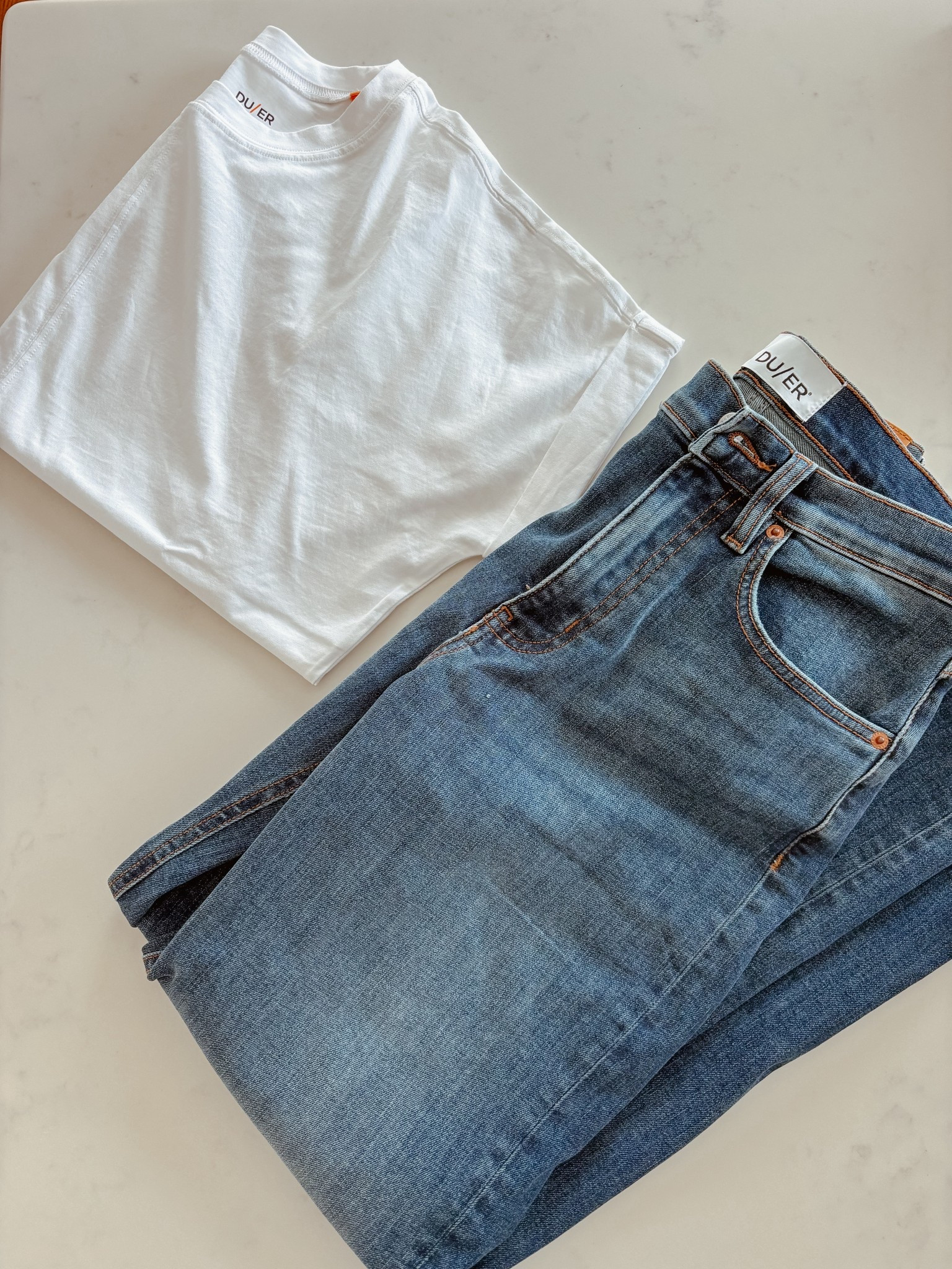 super comfy classic pieces from @duerperformance #ad looking forward to wearing these (when I’m a little farther along in this postpartum journey!) 