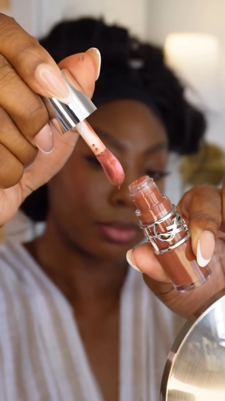 Everyday Toasty Makeup Look ad #skincare #toastymakeup #makeup
- Ultra facial cream @kiehlsuki 
- Luminous Silk Foundation (10/11.5)
- Luminous Silk cheek tint (65)
- Luminous silk cheek tint shine
@armanibeauty 
- Naked eyeshadow stick @urbandecayuki 
- Idôle mascara (brown) @lancomeofficial 
- Loveshine plumping lip oil gloss (4 Honey pure love) @yslbeauty 

@lorealgroupe #lorealluxe #naturalglammakeup #brownmelaninmakeup #beautycreator

#LTKbeauty #LTKeurope #LTKuk