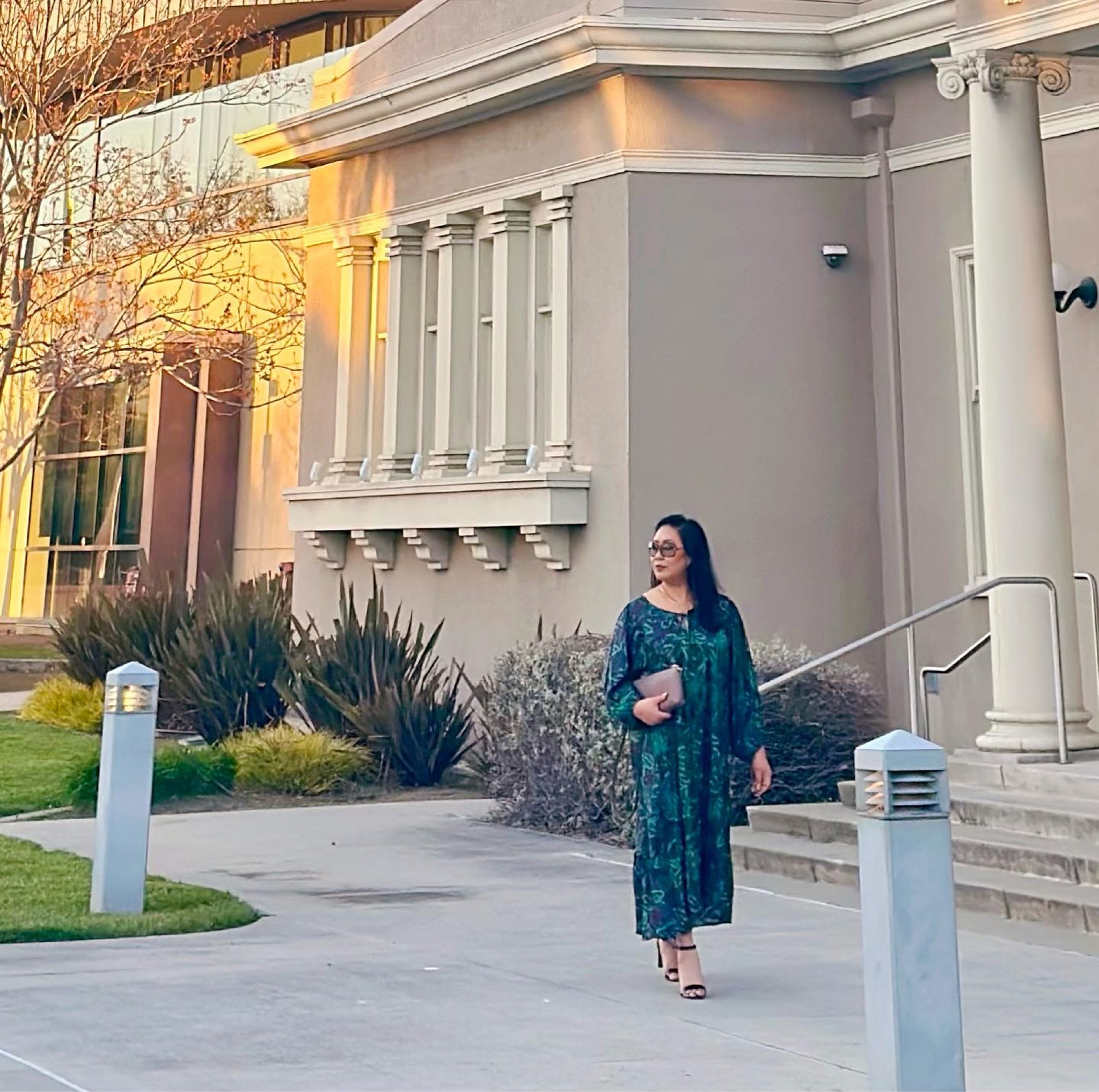 Floral Print Tiered Midi Dress  @tamsyofficialusa 

Get this beautiful midi dress.  Use my code CARMS20 at https://bit.ly/3FIIsmG to save an extra 20%.

#LTKcurves #LTKFind #LTKSeasonal