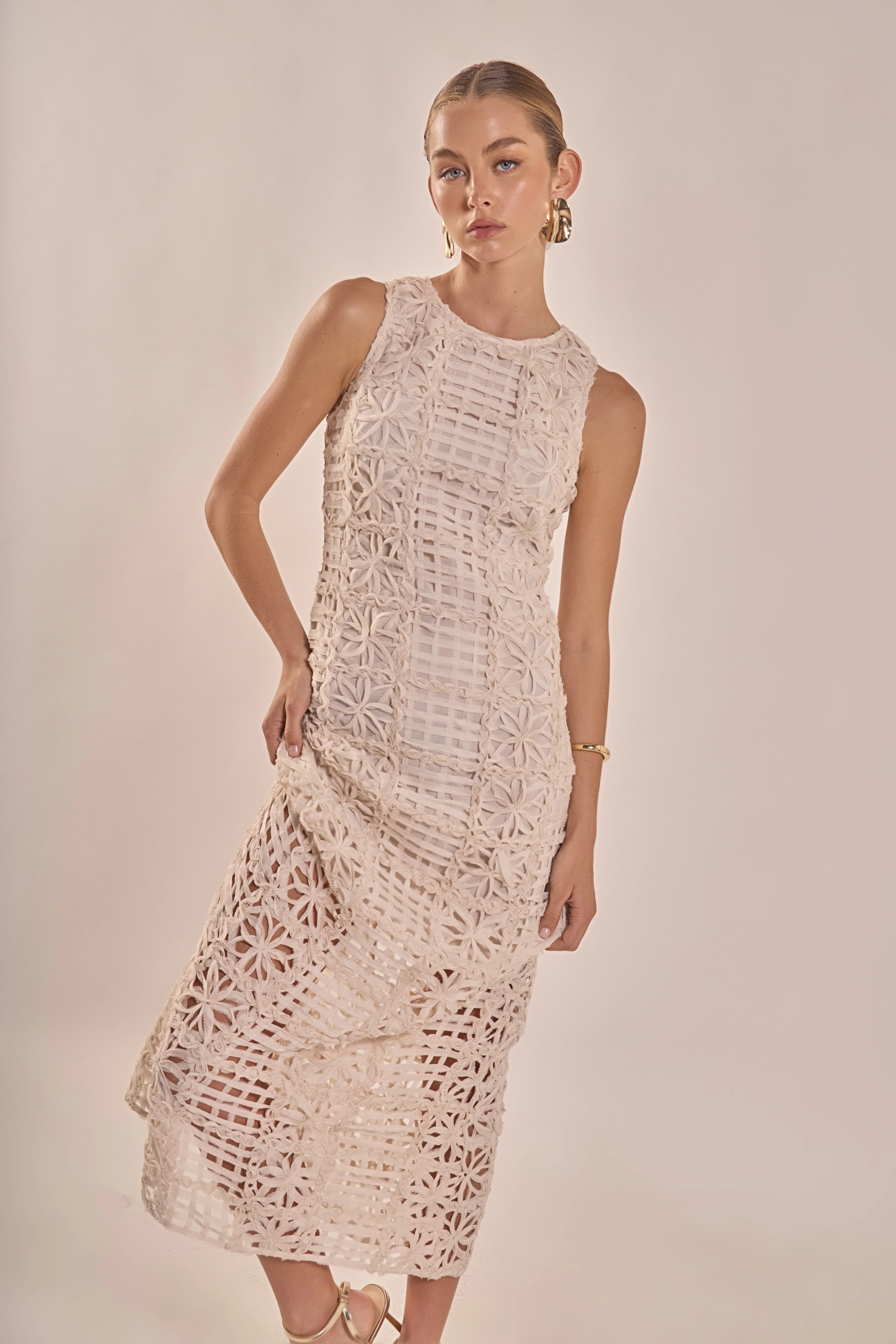 Textured Sleeveless Maxi Dress | Endless Rose