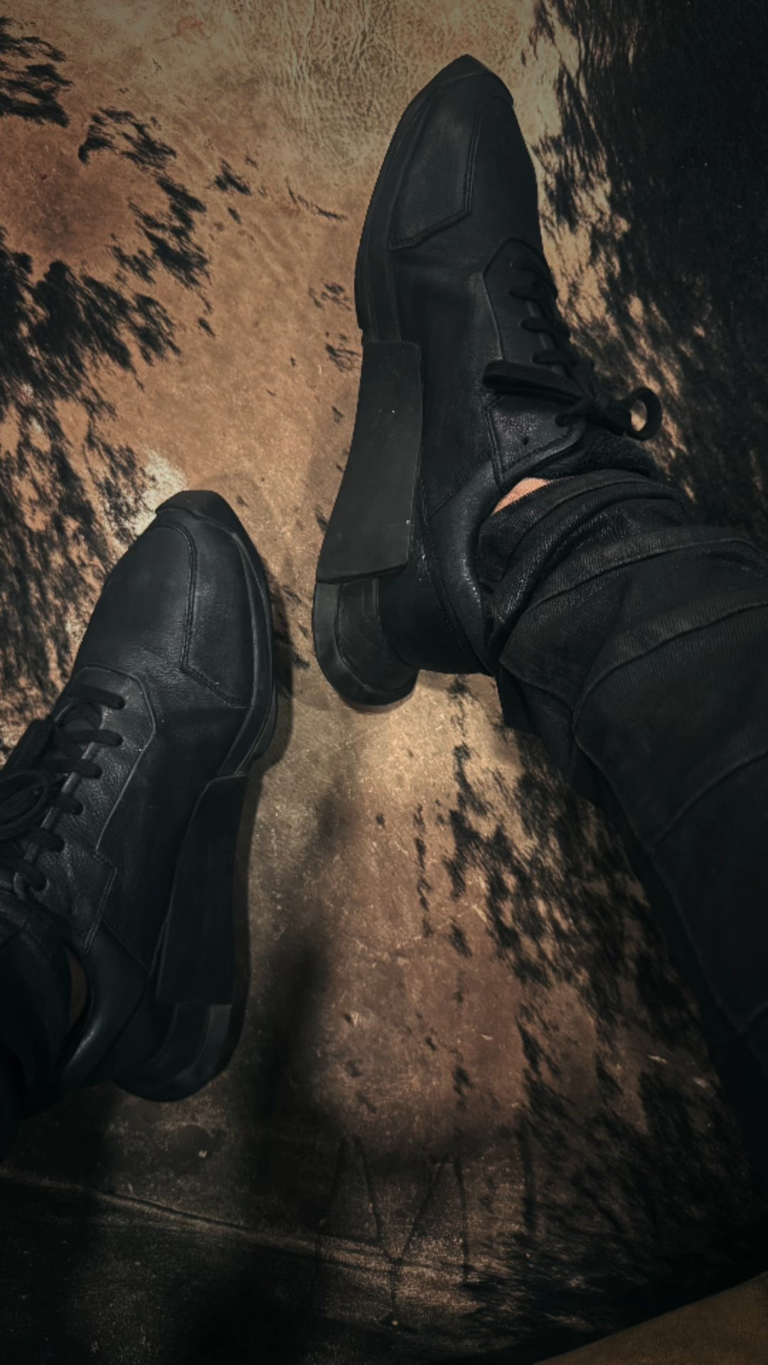 These are and oldie but definitely a goodie 

#LTKMens #LTKShoeCrush #LTKStyleTip