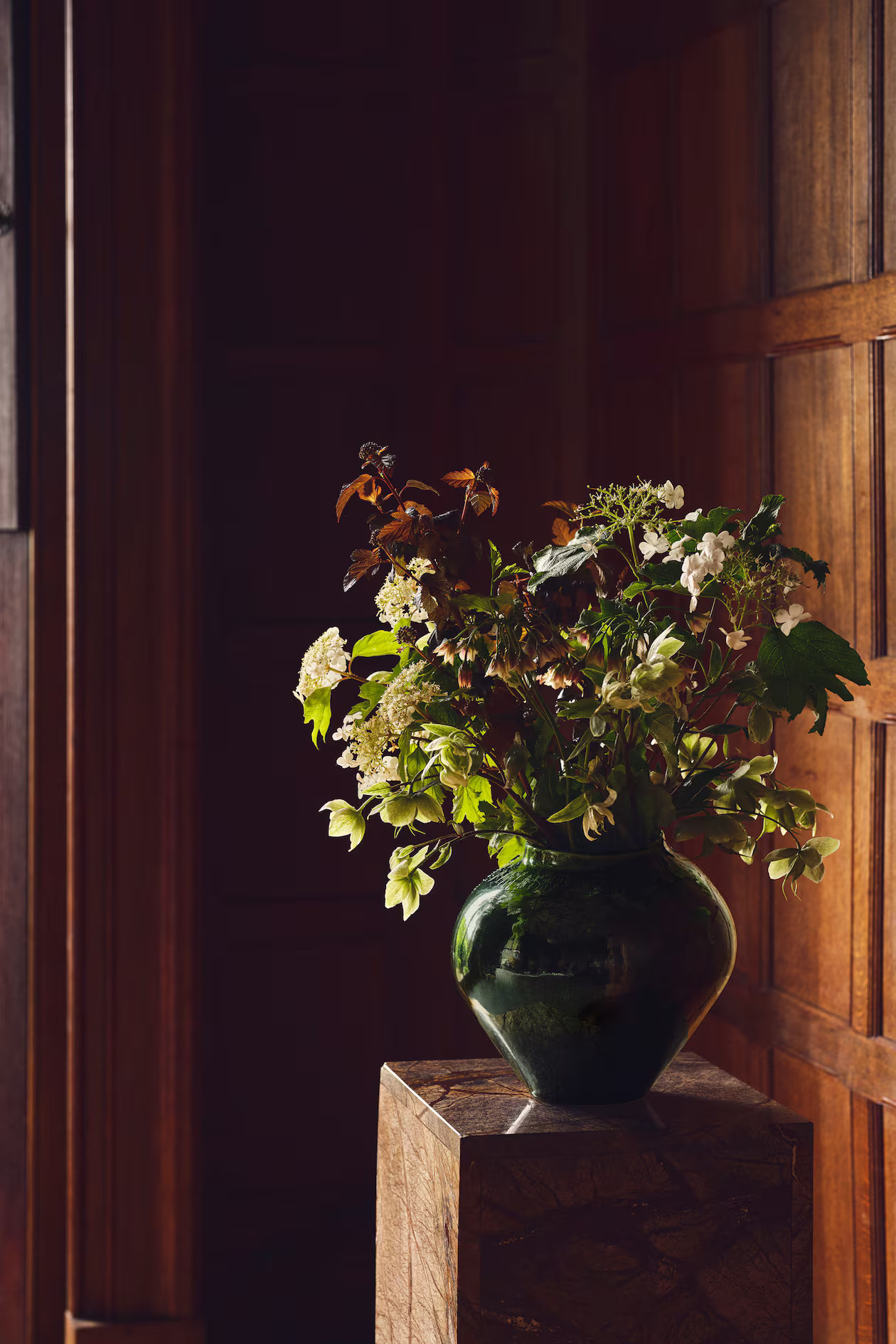 Grand vase irrégulier en grès cérame - Vert foncé - Home All | H&M FR | H&M (FR, IT, ES, PT, BE)