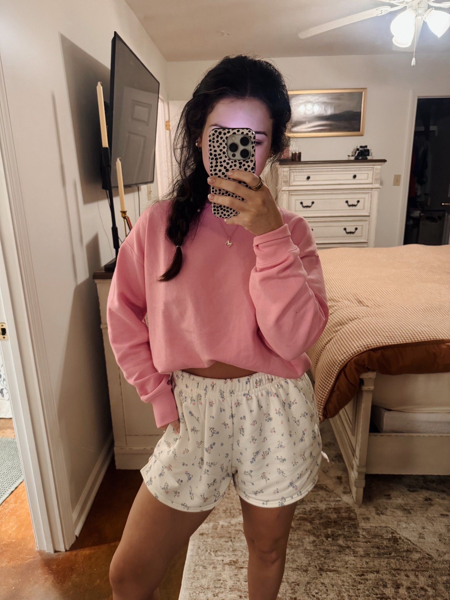 my lazy outfit today- and it’s under $20😝