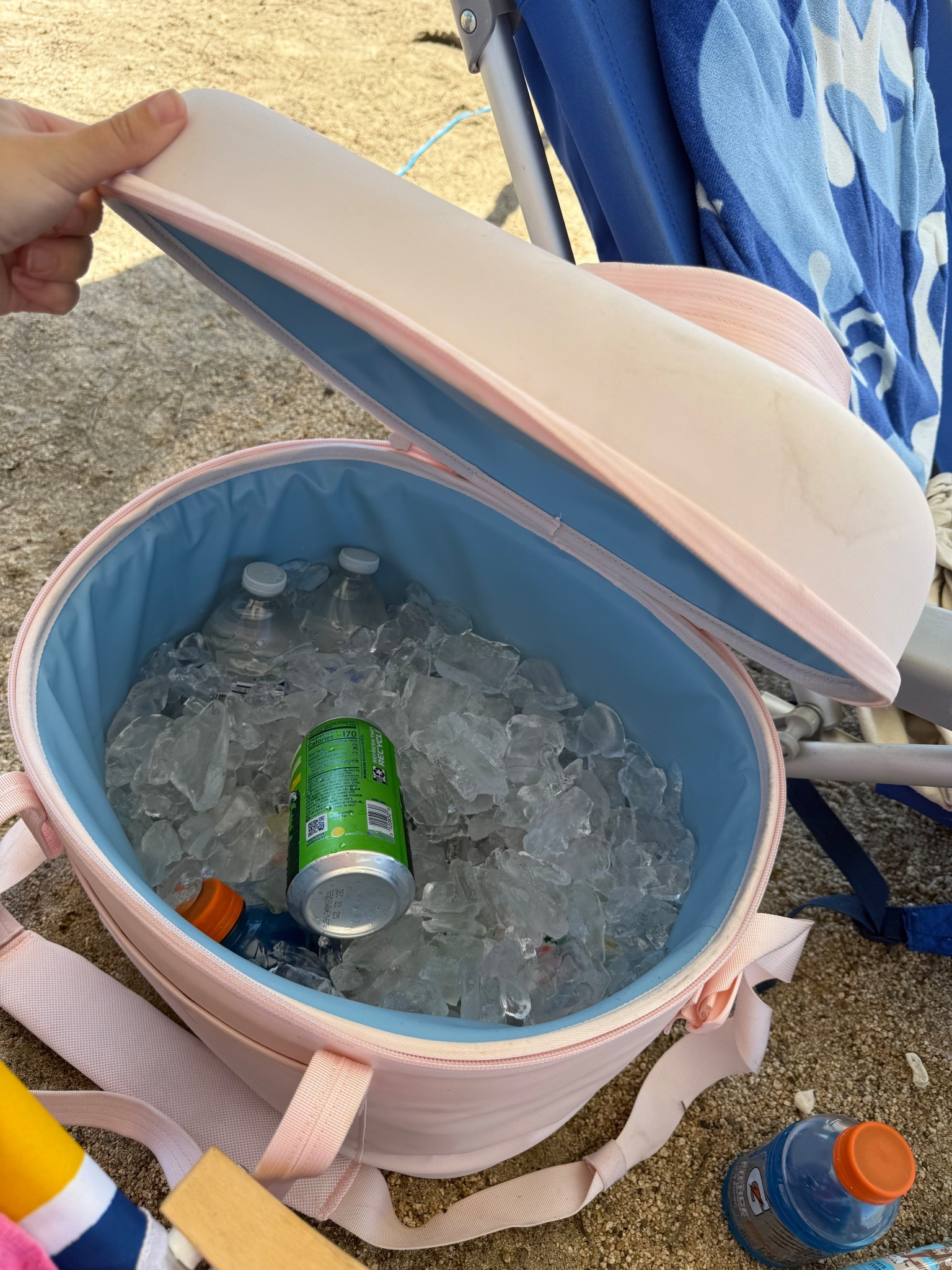 Perfect cooler for all the trips! 
#target #targetfind #targetcircleweek #targetdeal #targetsale #salealert #hydroflask #hydroflaskcooler #cooler #lakedays #beachdays #smallcooler 

#LTKSaleAlert #LTKFindsUnder100 #LTKFamily