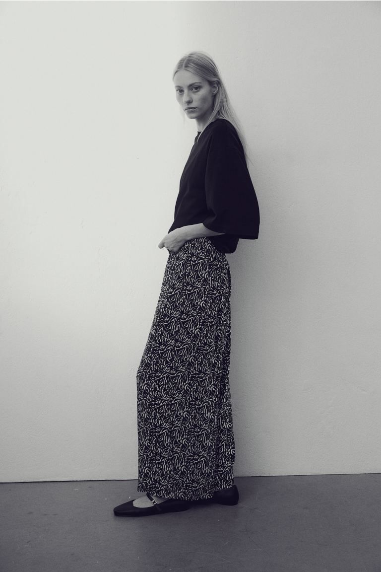 Crop Pull-on Pants - High waist - Ankle-length - Black/zebra print - Ladies | H&M US | H&M (US + CA)