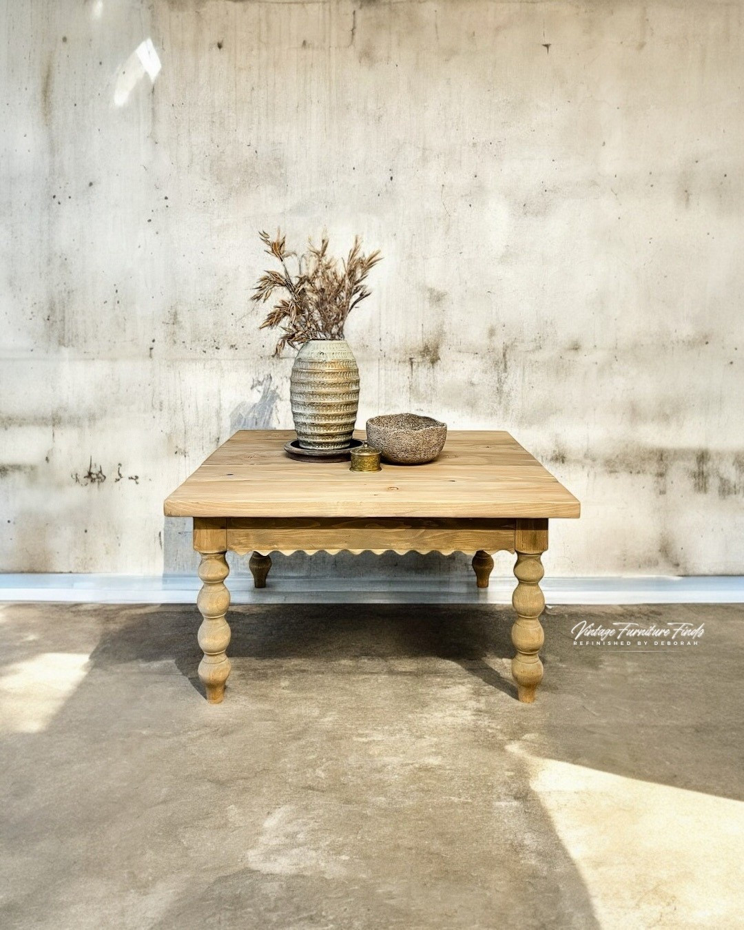 DIY Scalloped Coffee Table