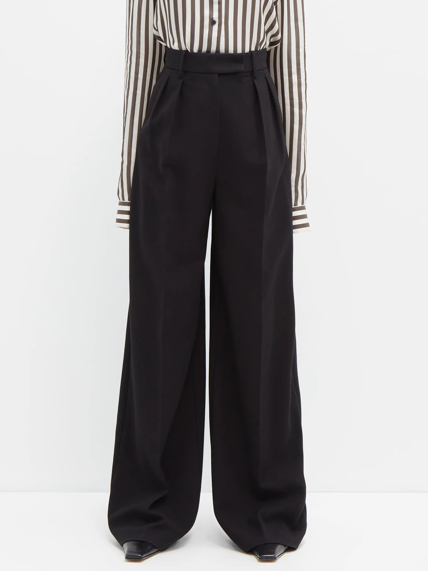 Teyana pleated wide-leg trousers | Khaite | Matches (UK)