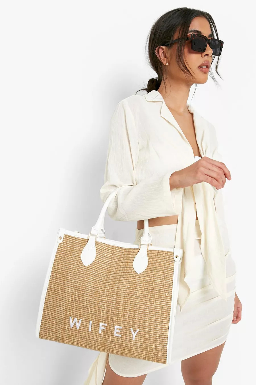 Wifey Straw Beach Bag | boohoo (US & Canada)