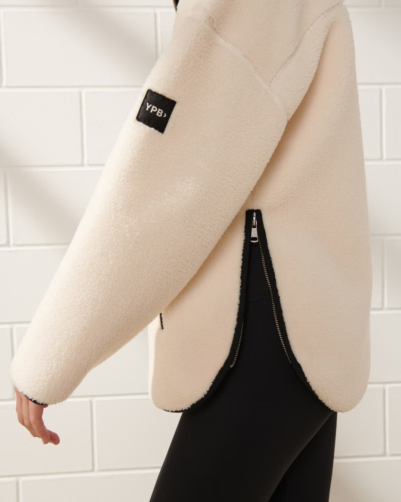 YPB neoWARM Half-Zip | Abercrombie & Fitch (US)