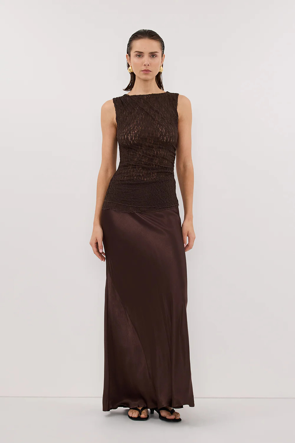 LIZZIE DARK CHOCOLATE SLEEVELESS LACE TOP | DISSH