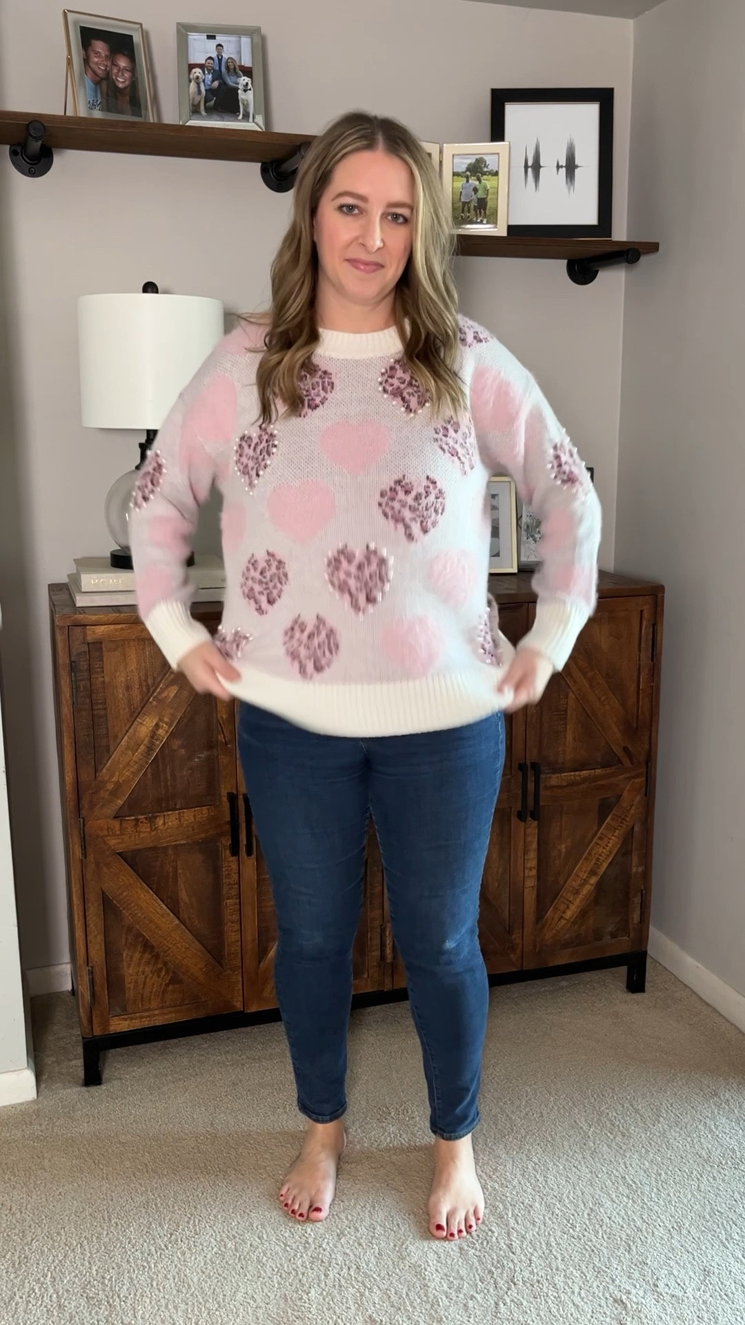 Valentine’s Day // teacher outfit // work outfit // work wear // winter fashion // winter outfits // jeans 
