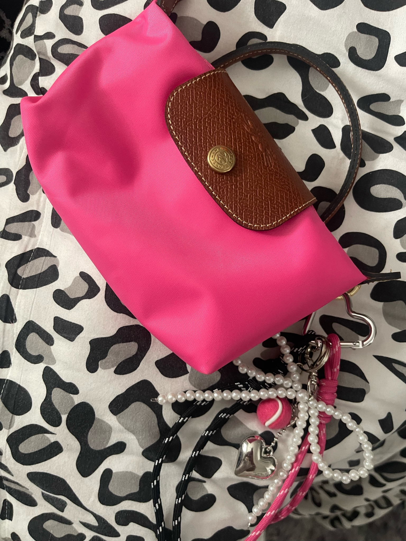 Bag, organizer and keychain !!

#LTKfindsunder50 #LTKitbag #LTKsalealert