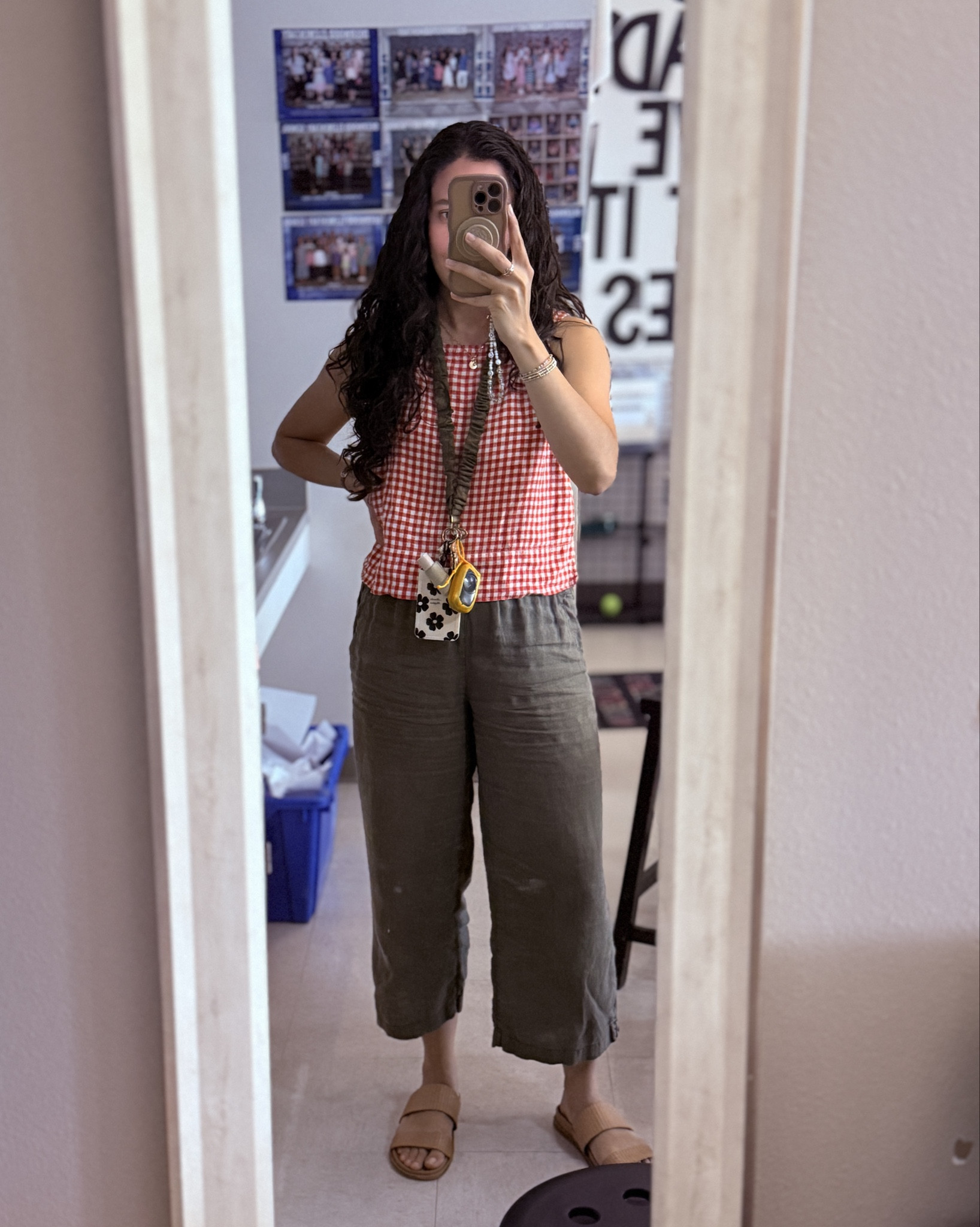 Who likes when clothes stick to you because it’s so hot out? 😥 cotton & linen for the save ✔️ 

#teacherstyle #marshalls #sustainableclothing

#LTKootd #LTKWorkwear #LTKdayinmylife