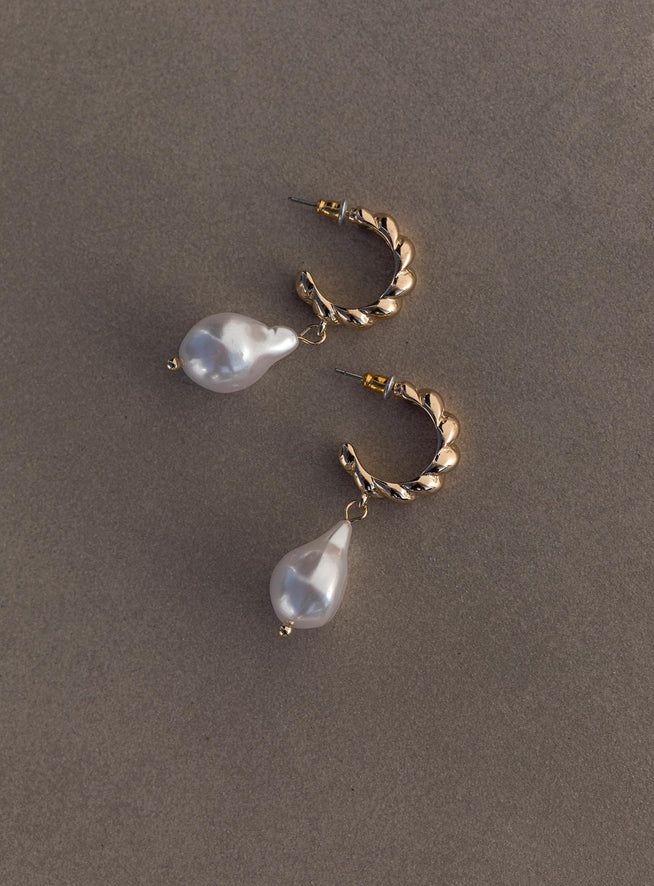 Jaxson Pearl Drop Earrings Gold | Princess Polly US