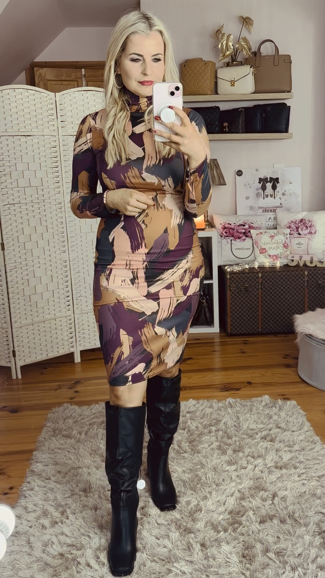 DRESS OF THE DAY ❤️ Great colours in this dress so easy to wear… Had to share 💕



•how to wear •what to wear • abstract dress • bodycon • knee length • midi dress • black boots • knee high boots • trending style • trending fashion •new arrivals • easy to wear  • styling • styled • day style • winter wardrobe • winter dresses • affordable clothing • on sale • over40 • sale alert • 

LTKFestiveSaleUK LTKFestiveSaleIE #LTKeurope