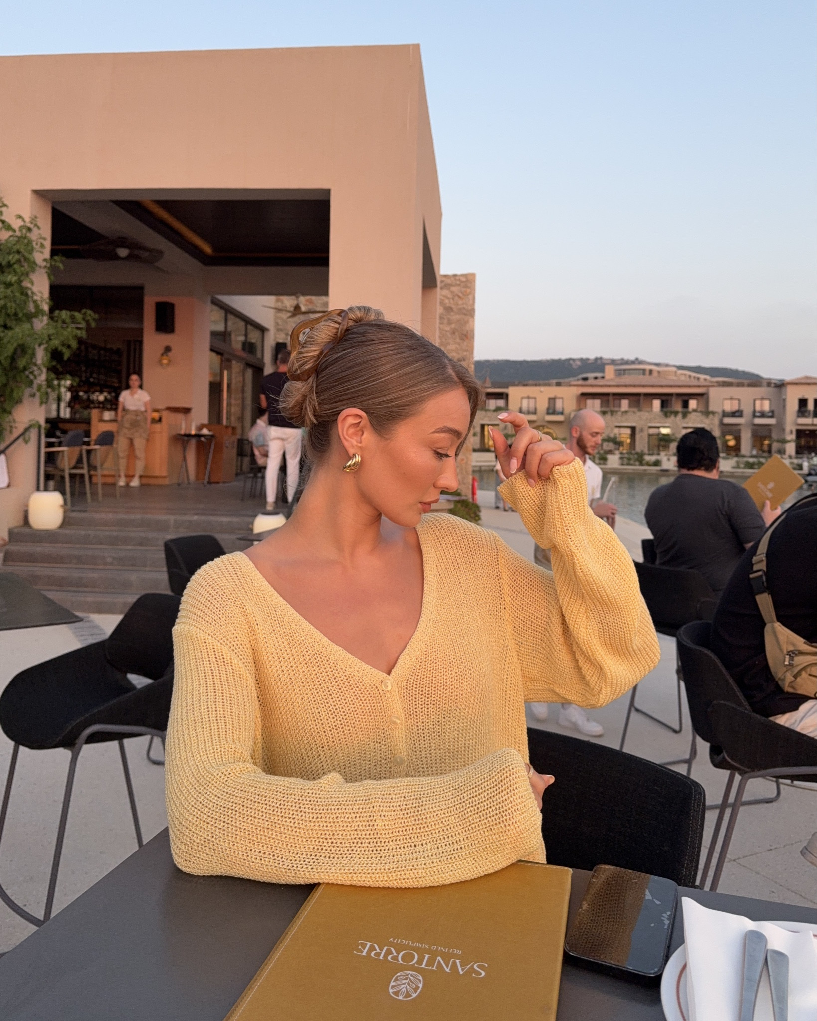 Yellow cardigan co cute