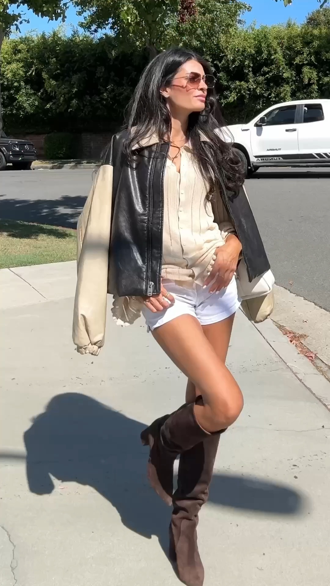 Fall in LA 🌴

Top is LPA (sold out), linking alternatives!

#LTKSeasonal #LTKFindsUnder50 #LTKStyleTip