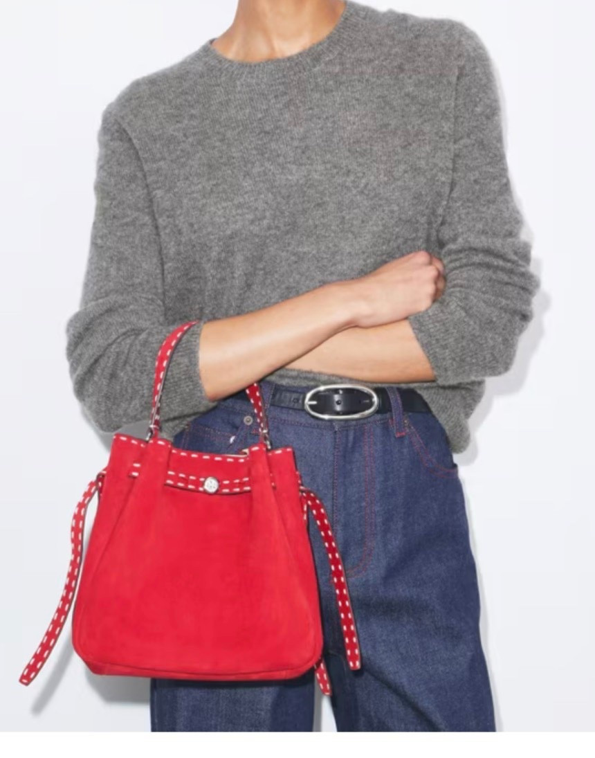 Best Seller
ROMY SUEDE PICK STITCH BUCKET BAG


#LTKTravel #LTKSeasonal #LTKWorkwear