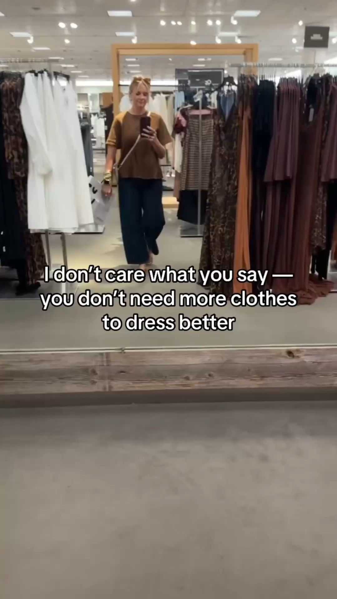 If your outfits aren’t working, buying more clothes usually just adds more confusion — not clarity. 

The real issue in most wardrobes isn’t lack of options… it’s lack of styling strategy. 

Here’s what actually changes everything: 
• learning how to combine what you already own 
• having a few simple outfit formulas you can rely on 
• choosing pieces that mix and match easily 
• focusing on fit, proportion, and cohesion 

You don’t need a bigger wardrobe — you need a more intentional one. 

✨ Save this before your next shopping trip.