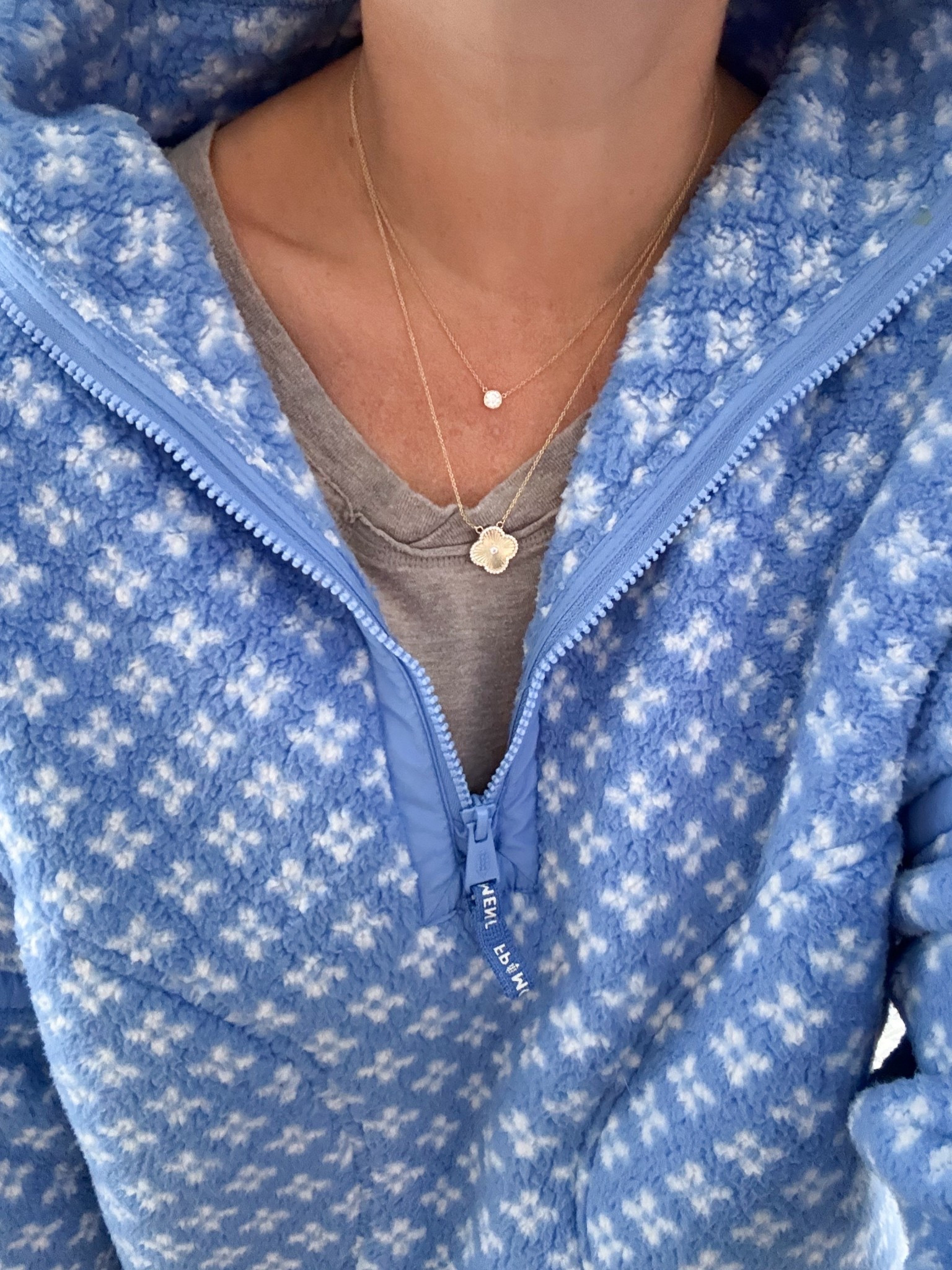 My favorite Free people fleece in a new print! Coziest weekend look 🙌🏻

#LTKootd #LTKFindsUnder100 #LTKSeasonal