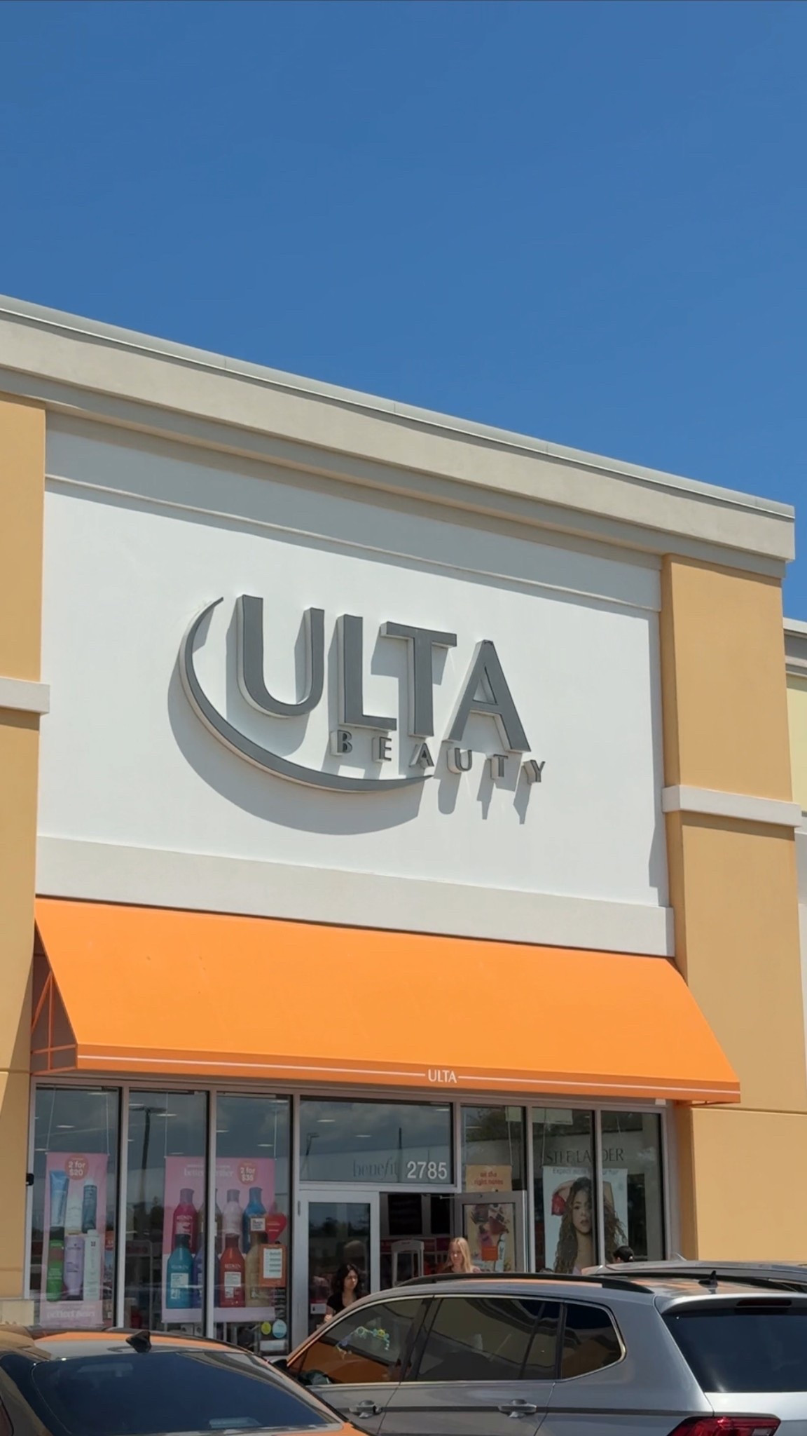 restock day = fav day @ultabeauty 

Shop Ulta Beauty’s 21 Days of Beauty Event where every day from August 29th to September 18th, Ulta will be dropping new 50% Daily Beauty Steals on makeup, skincare, hair, fragrance, and more :)

#ulta #ultabeauty #ad @ultabeauty