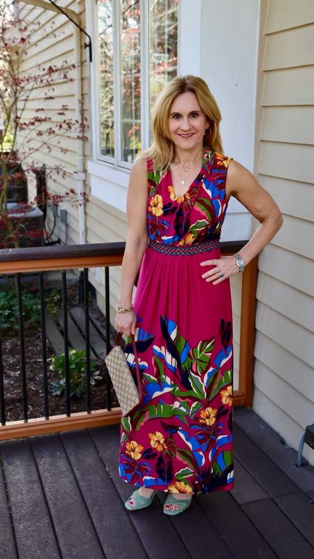 Are you ready for spring and summer dress season? 👗 I am!  I have searched for the best dresses that flatter your waistline and make you look as chic as ever. 🩷 Head to the link in bio for the blog post on these type of dresses.  There is something for everyone! Have a terrific week my friends! 😘 #springdresses #summerdresses #flatteryourwaist #fashionover50

#LTKstyletip #LTKfindsunder100 #LTKover40