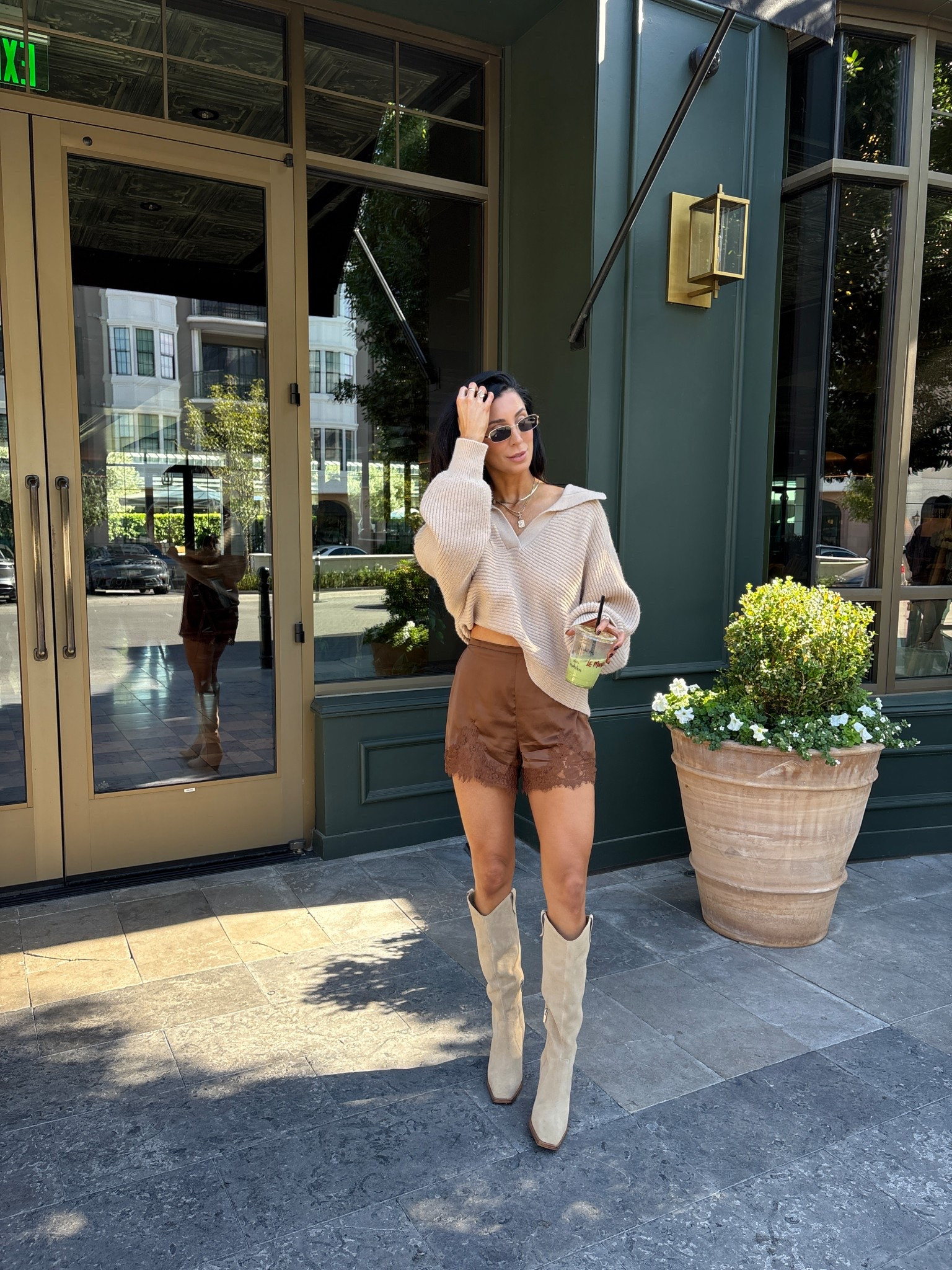 Fall vibes are hitting Arizona finally. Love these shorts & wear them on repeat!!