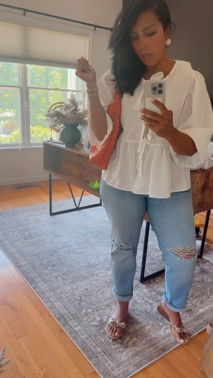 Sunday funday✨🤍⚡️🍑 outfit #sundayoutfit #churchoutfit #outfitcheck #outfitoftheday #ootd #amazontop #amazonfinds #womenstop #targetbag #targetjeans #valentinosandals #momjeans

#LTKFindsUnder50 #LTKStyleTip