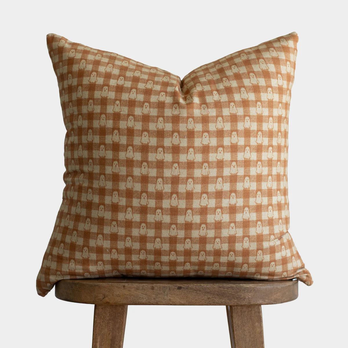 Ghost Gingham 18" | 22" | Woven Nook