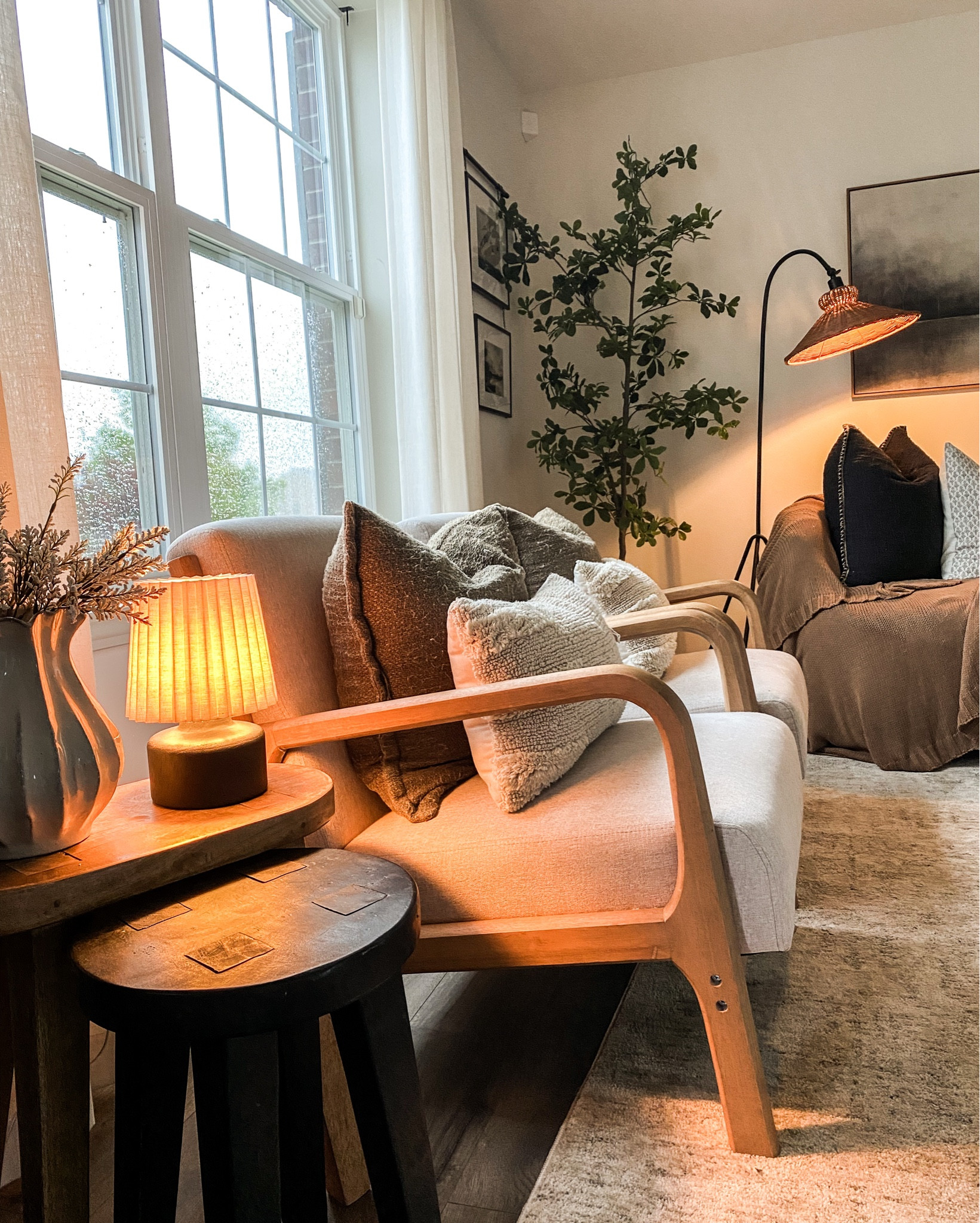 Sometimes I really love a rainy day😌☔️Especially this cute, new little lamp!

#LTKdayinmylife #LTKHome #LTKmomlife
