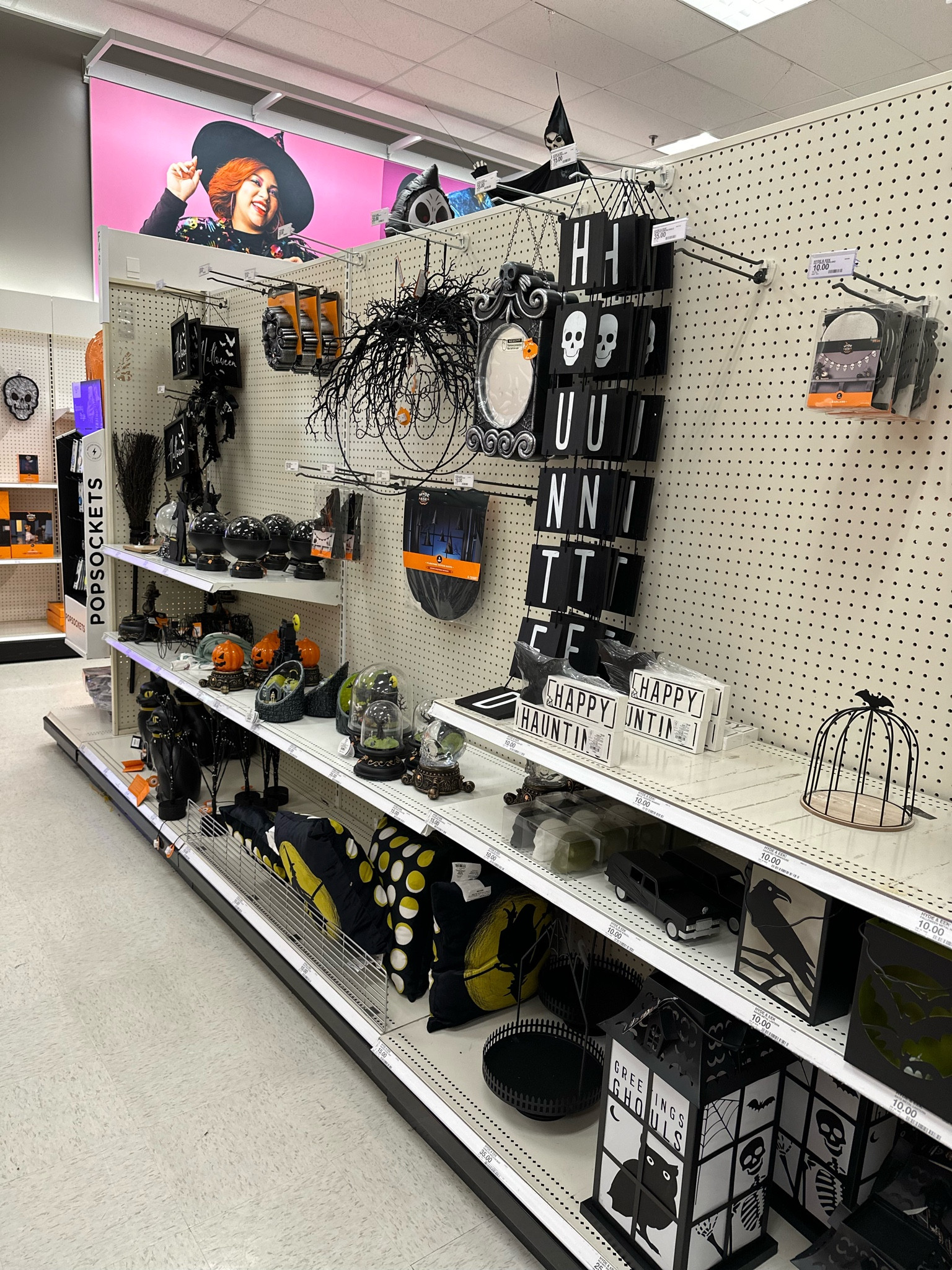 Are you team black Halloween decor?